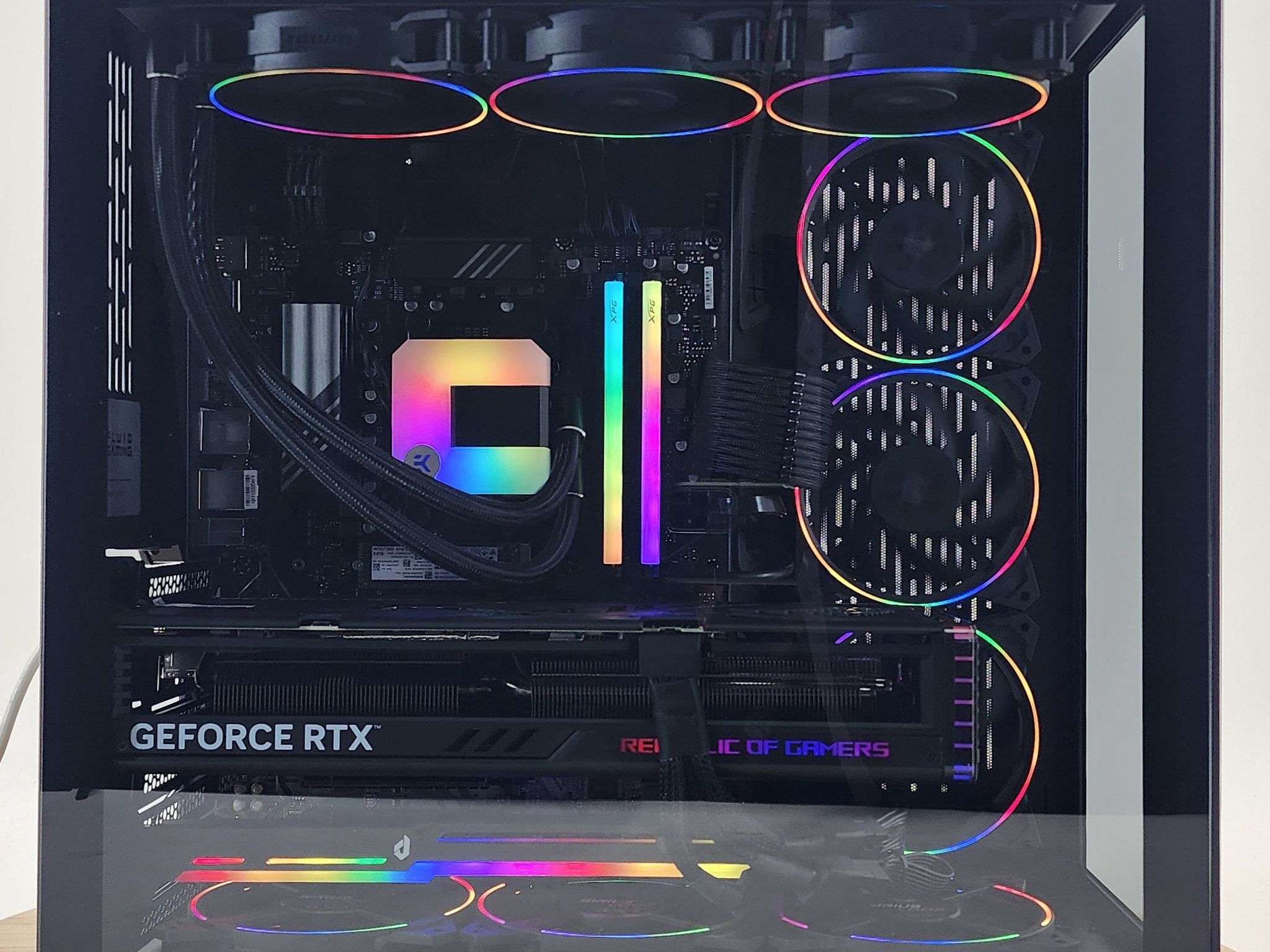 Gaming PC Ryzen 7 9700X 32GB RAM 2TB SSD RTX 4070 Ti 12GB Windows 11 Computer