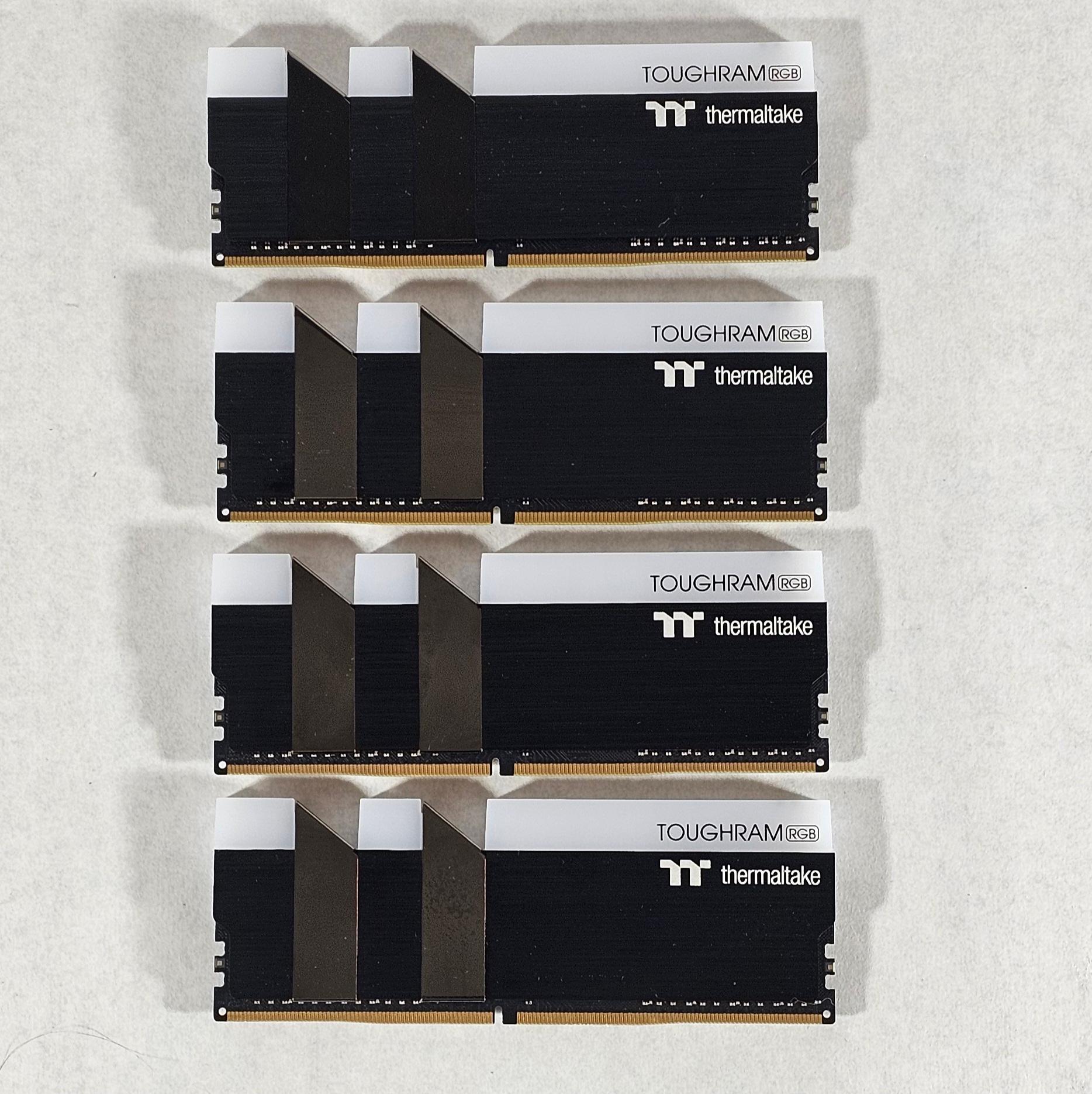 32GB DDR4 (4x8GB) RGB CL16 3200MT/s TOUGHRAM RAM Memory