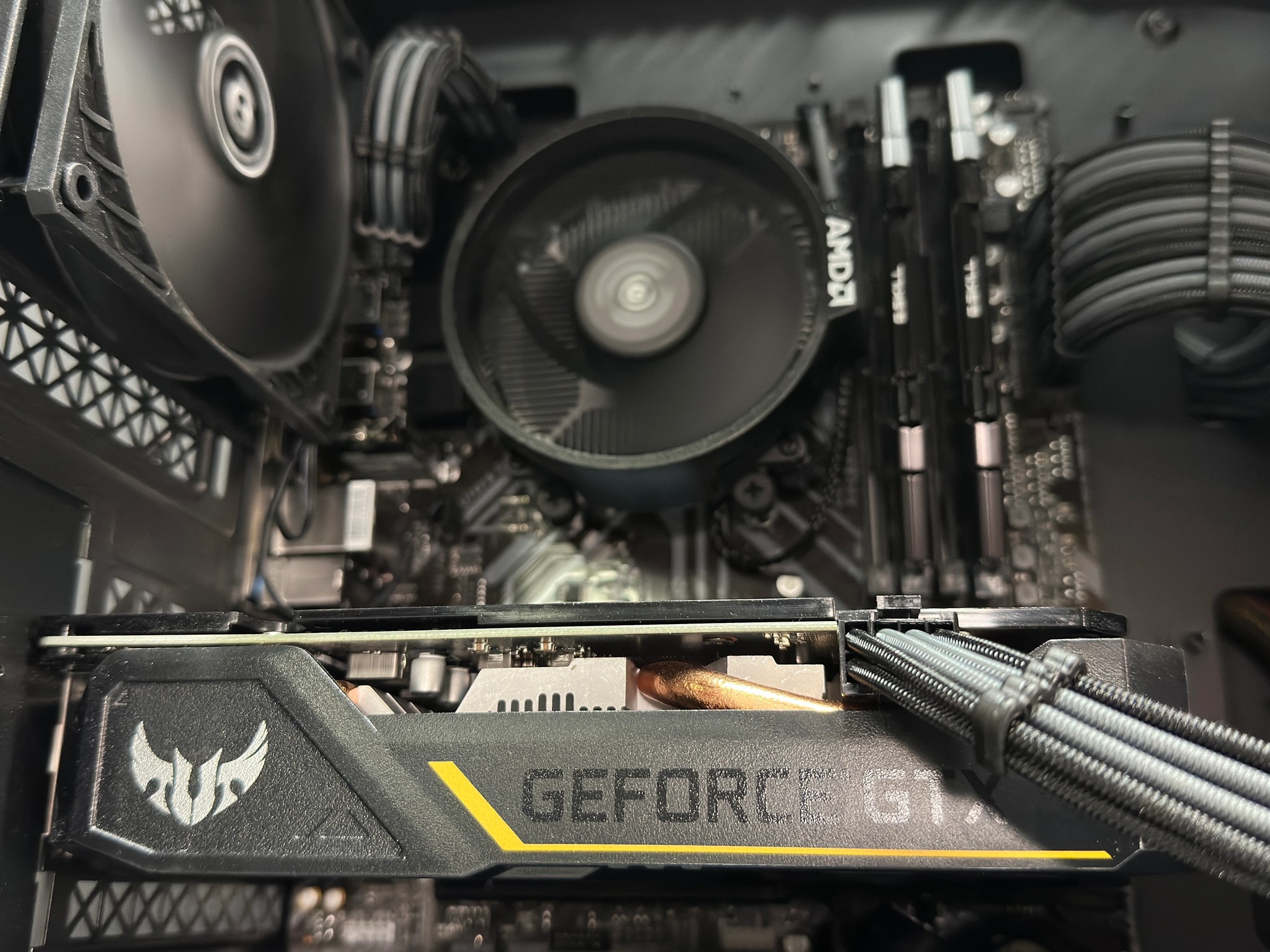🏰♜Dark Iron♜🏰 GTX 1660ti / AMD Ryzen 5 5500 / 1TB NVME SSD / 16GB Ram / WIFI / WIN10
