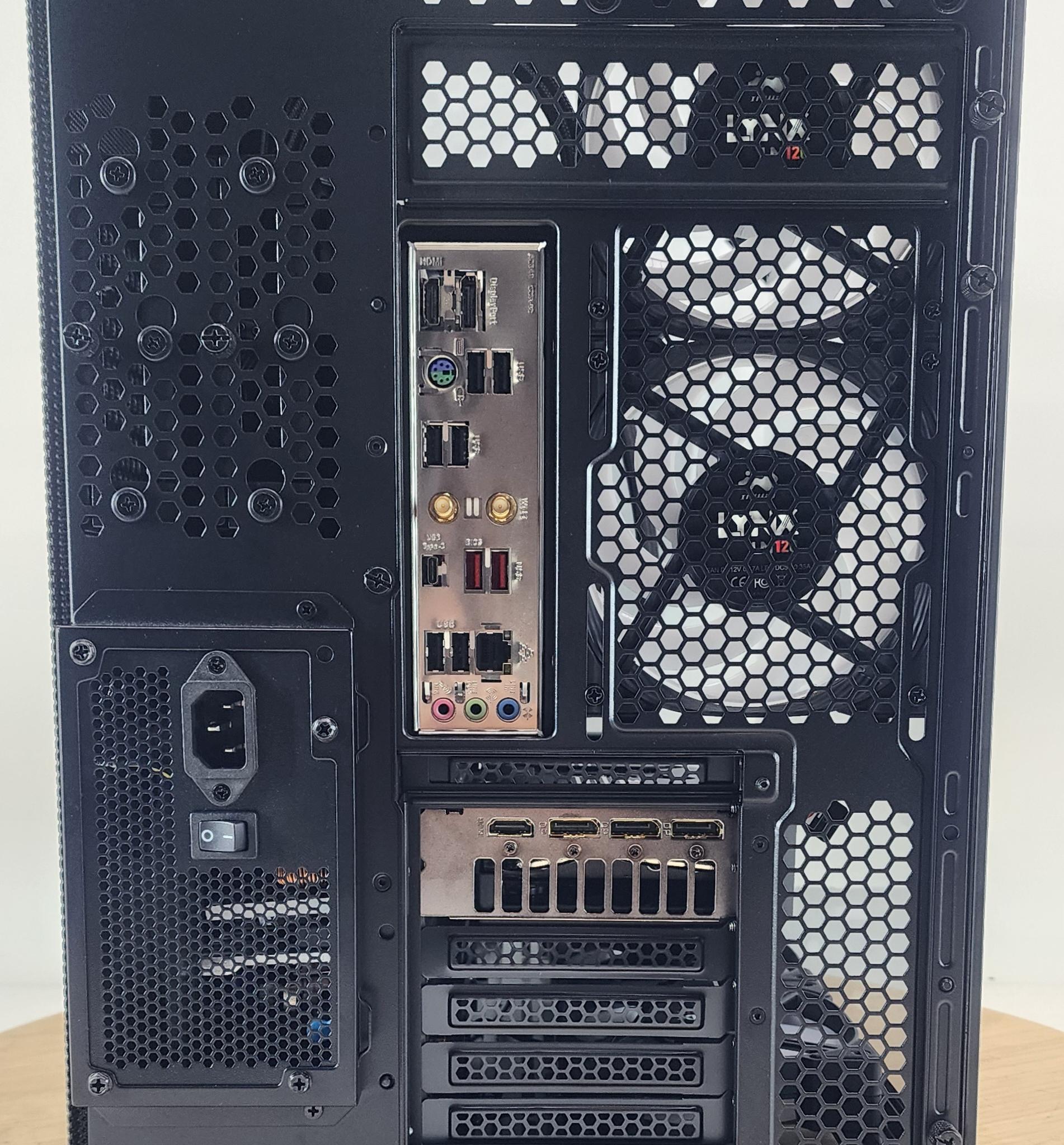 Gaming PC Ryzen 7 9700X 32GB RAM 2TB SSD RTX 5070 Ti 16GB Windows 11 Computer