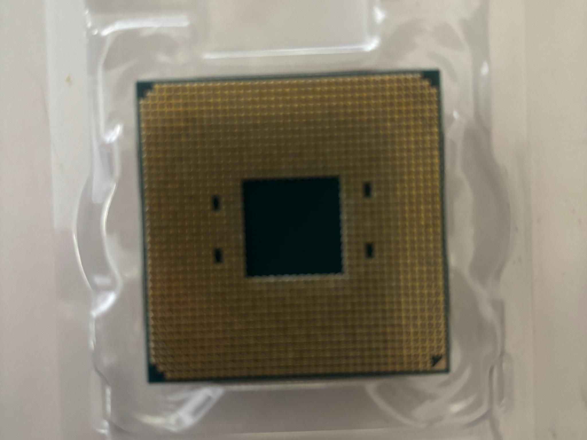 AMD Ryzen 7 3700X (3.6GHz, 8 Cores, Socket AM4)