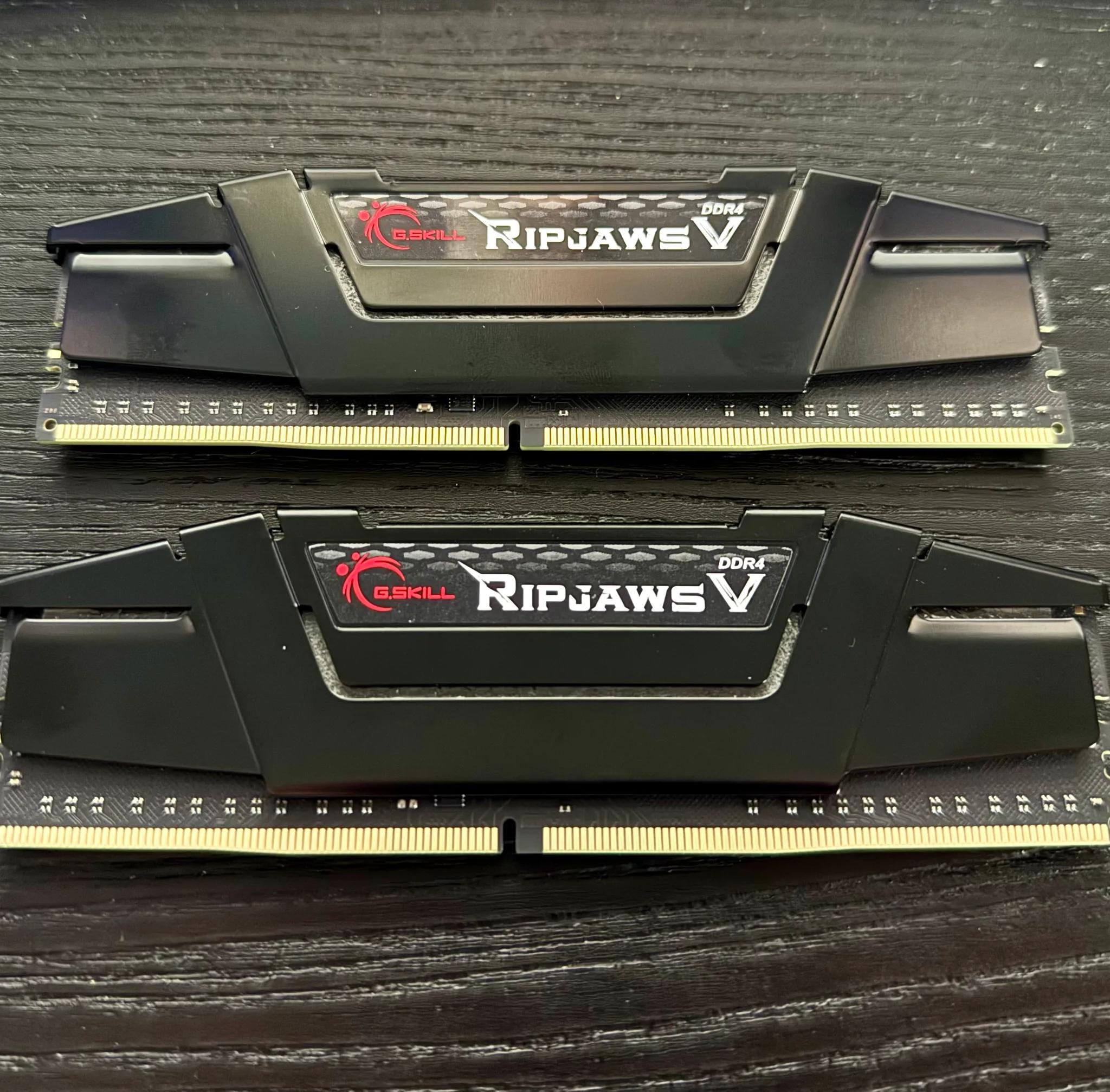 G.SKILL RipJaws 5 2x16GB DDR4-4000