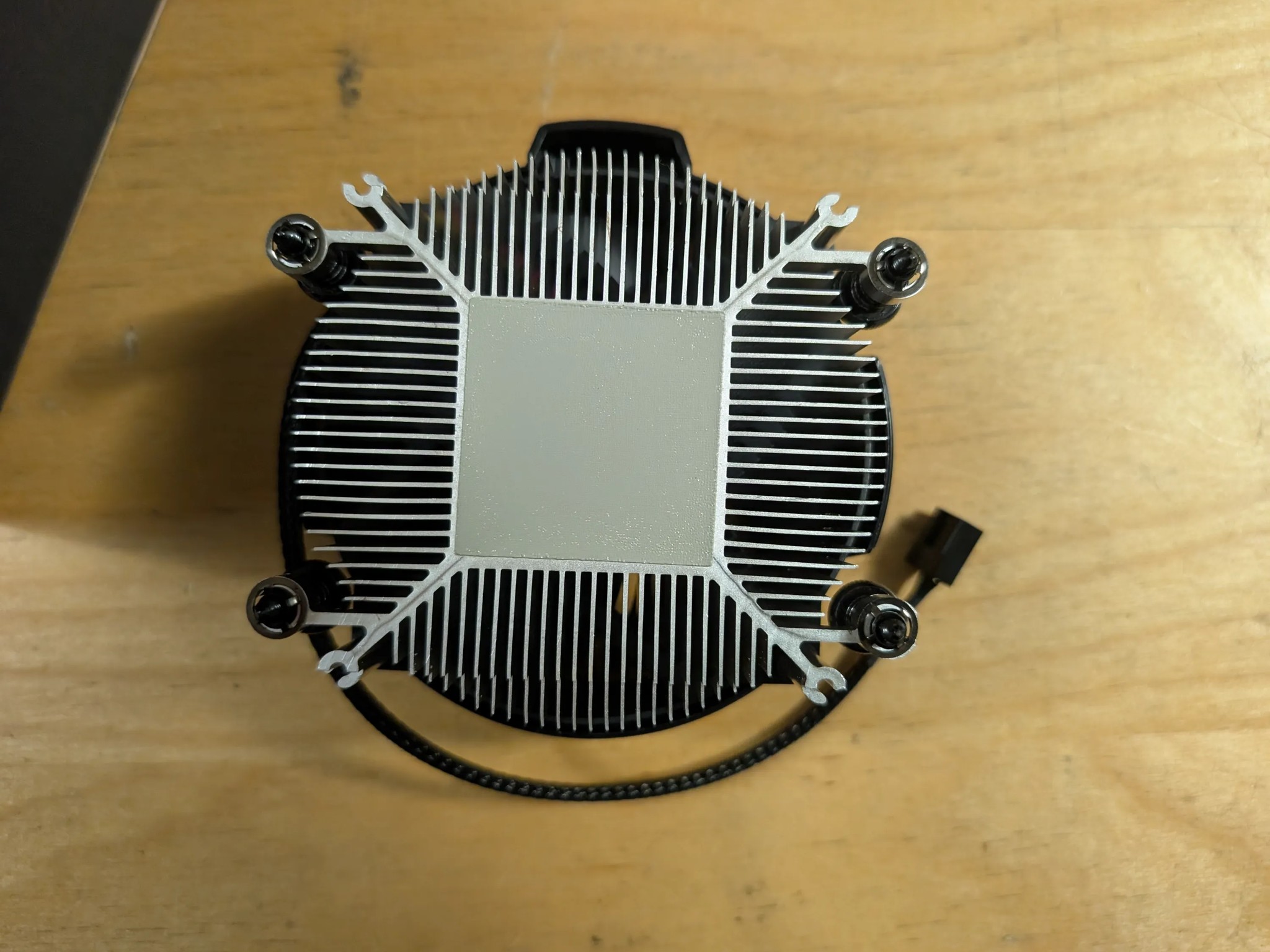 *NEW* AMD Wraith Stealth