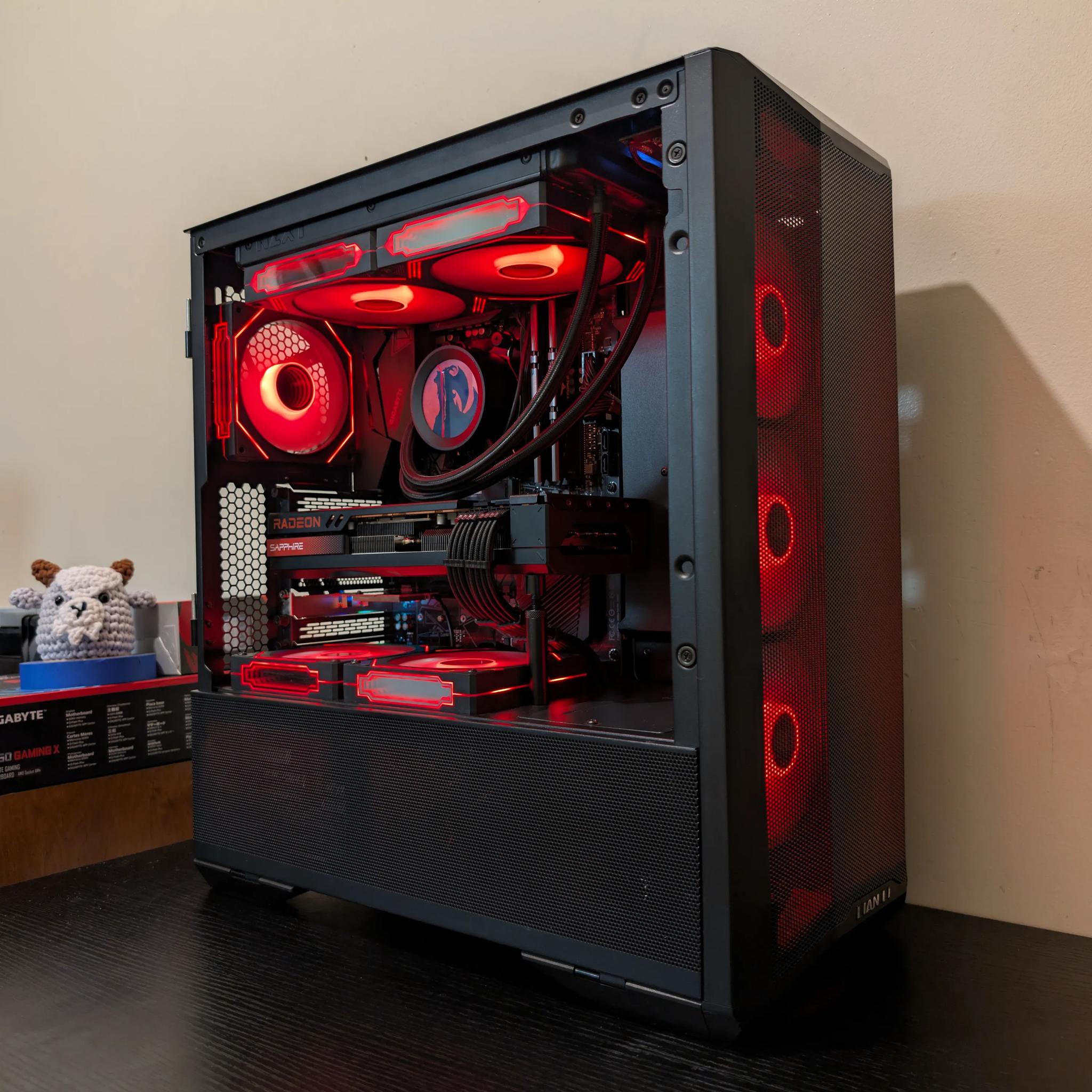 🔥Black RGB Gaming PC | RX 7800XT | Ryzen 7 5700X | 1TB SSD | 32GB RAM | WiFi 6 & Bluetooth🔥