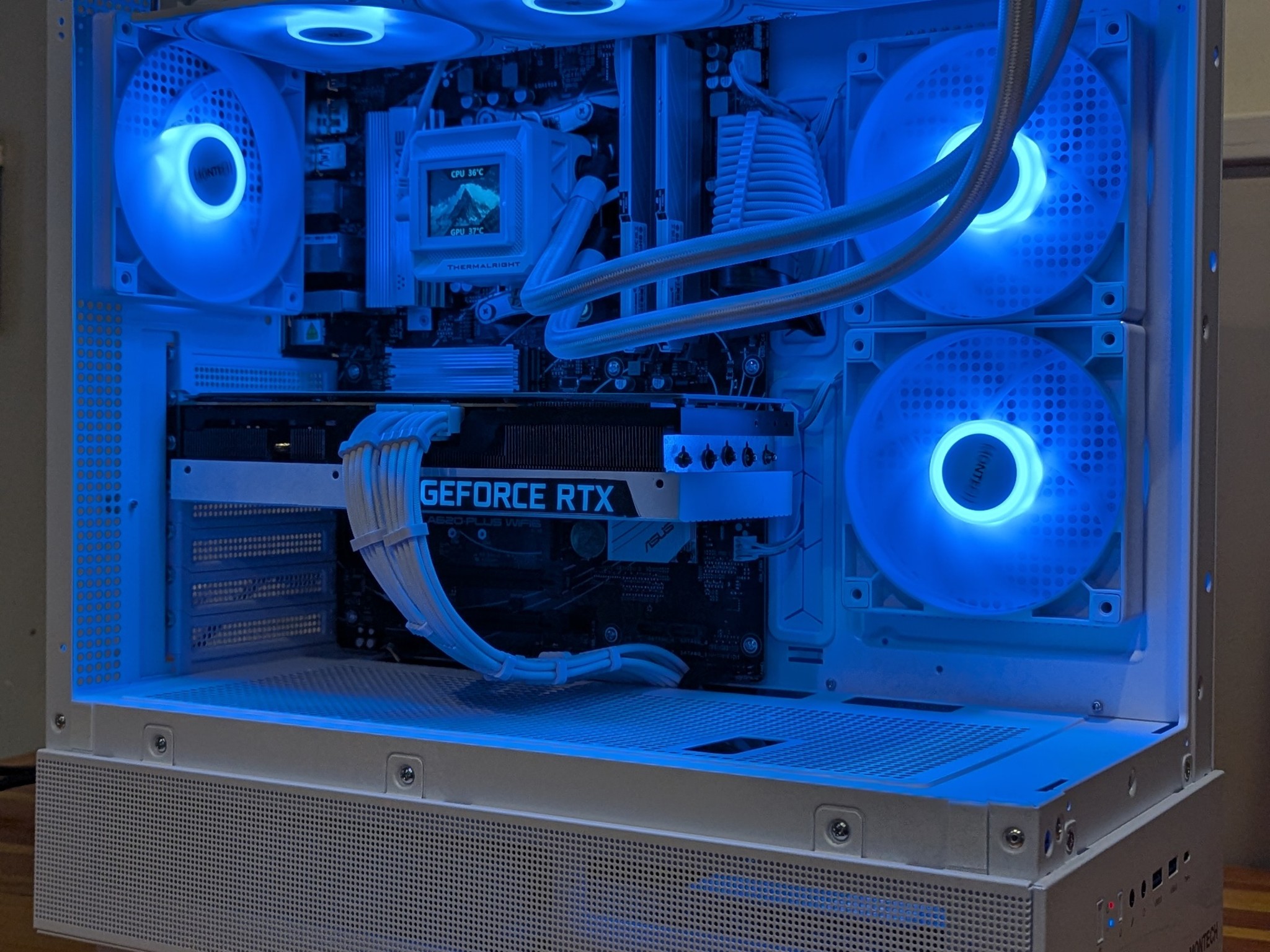 Ryzen 5 7600 || RTX 3070 Ti || 1440P White Gaming PC