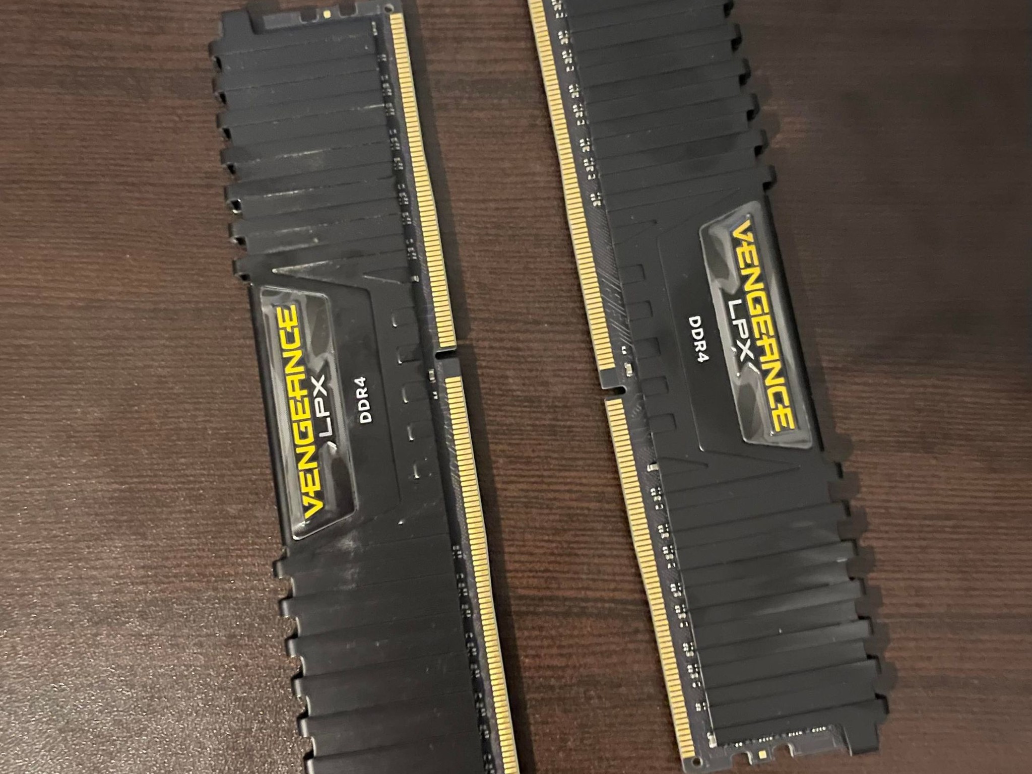 CORSAIR Vengeance LPX 16GB (2 x 8GB) 3200 CL16