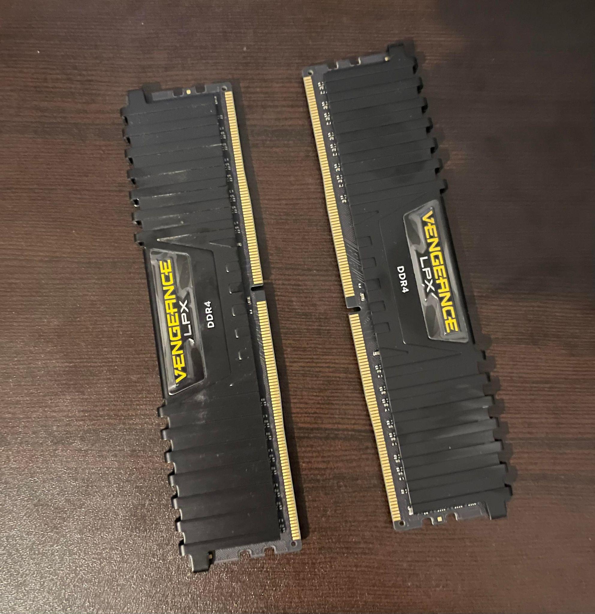 CORSAIR Vengeance LPX 16GB (2 x 8GB) 3200 CL16
