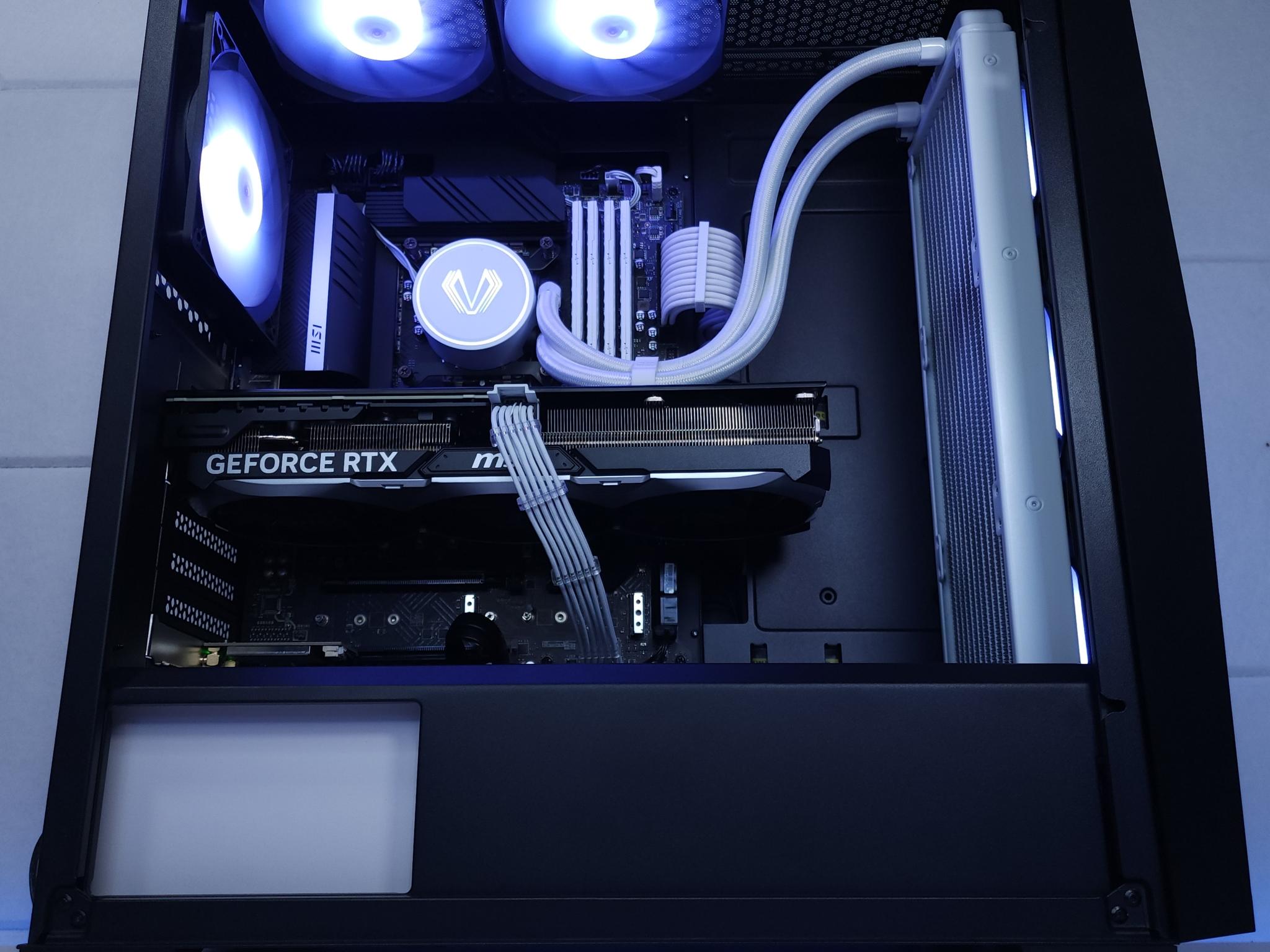 🖤🤍RTX 4070 Ti | Core i7 12700KF | 32GB 3200MHz | 1TB NVMe Gen 4