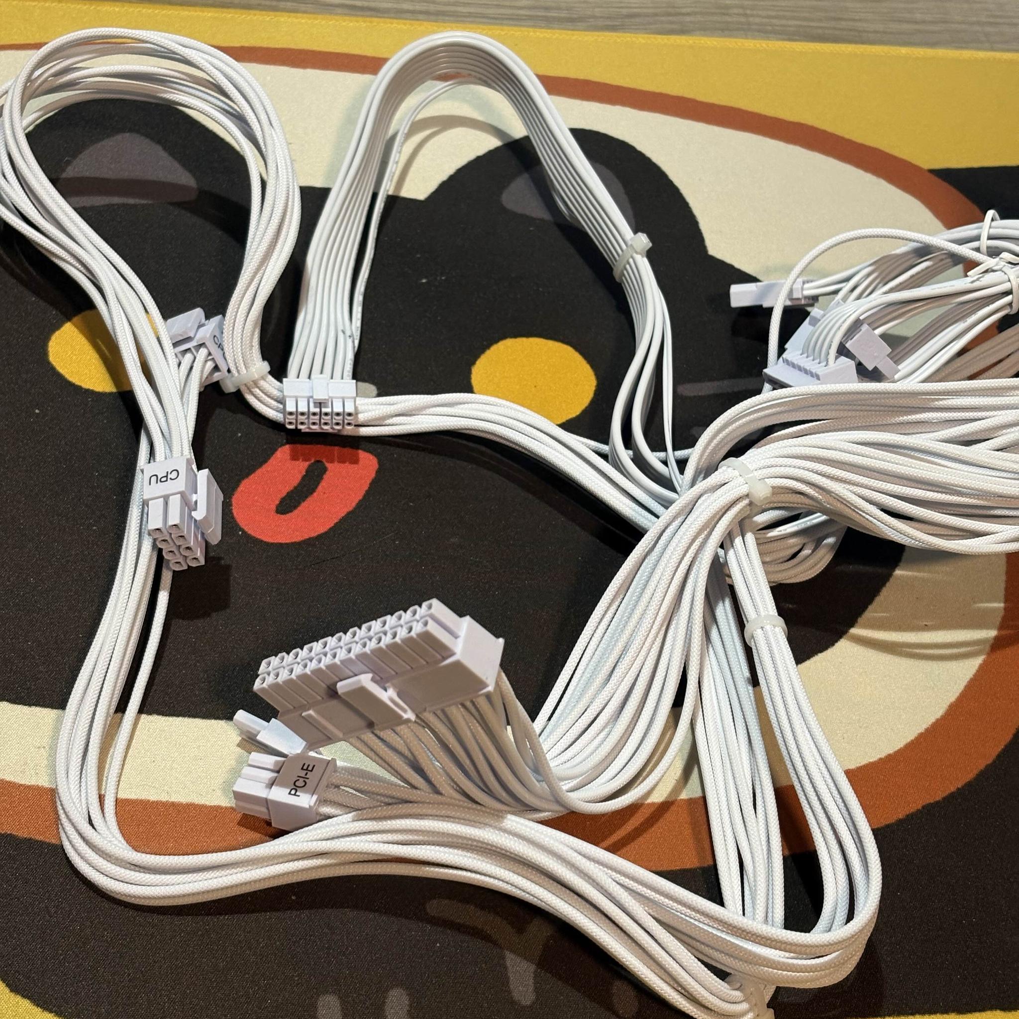 Lian Li SP850W Gold Fully Modular (White)