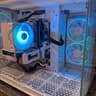 1440p Snowball - RX 9060 XT 16GB, Ryzen 5 7600, 32 GB DDR5, 2 TB Gen 4, RGB