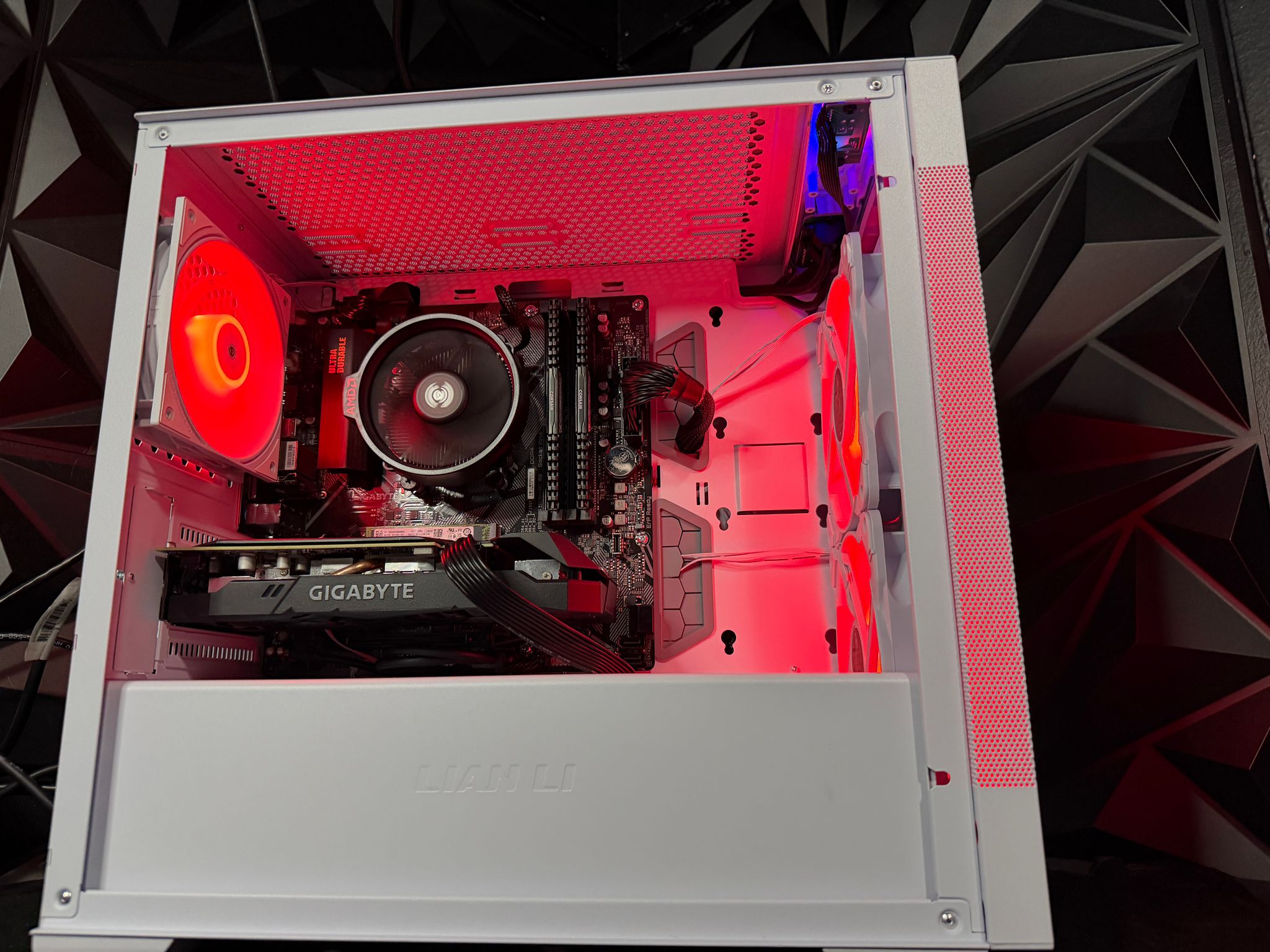 💸😈 THE BUDGET BADDIE 😈💸Ryzen 5 5500| RTX 2060| 16 GB DDR4| 512 GB NVMe| 850W Gold PSU