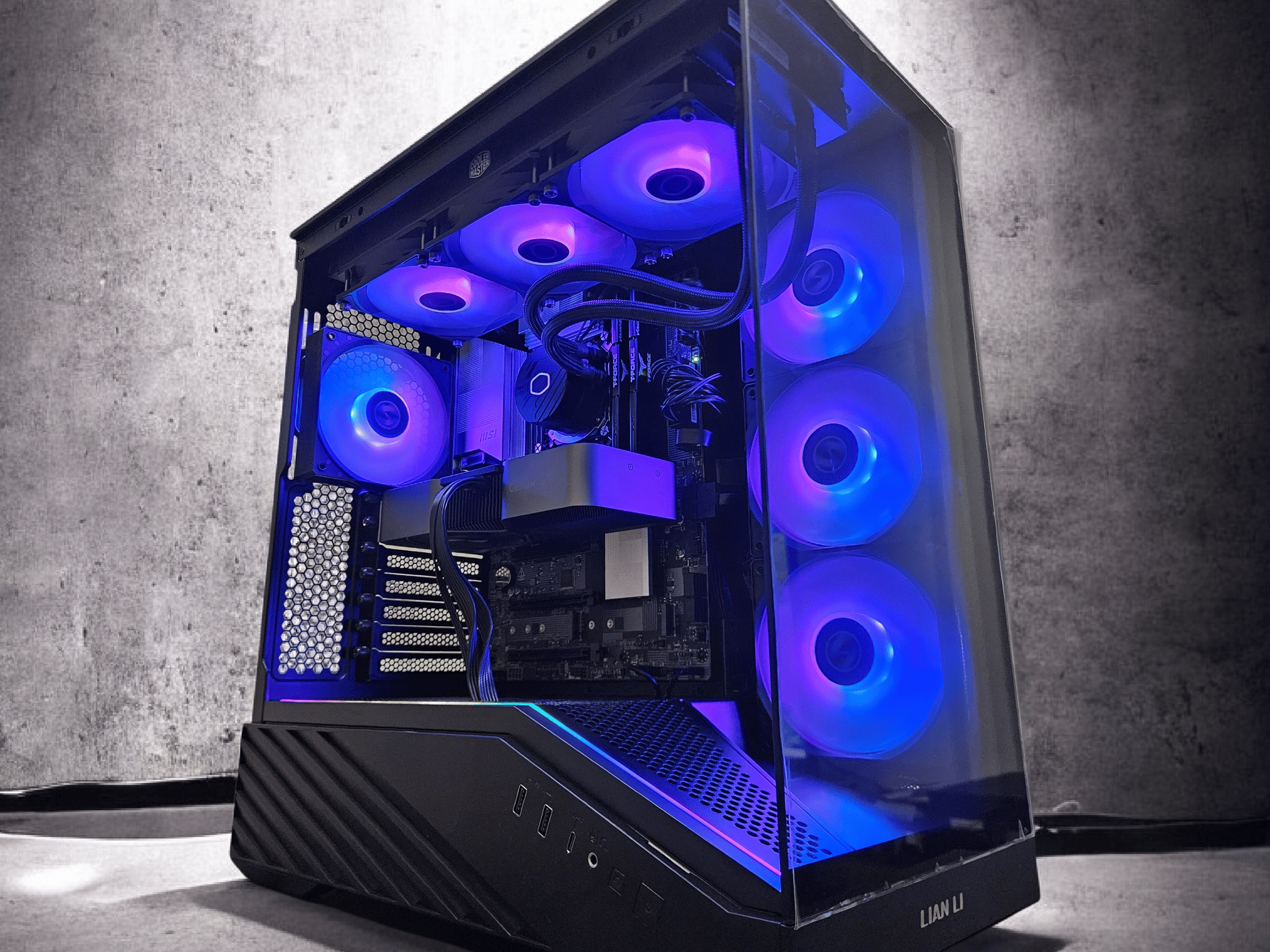 Lian Li V100R Gaming PC + RTX 4070 + Intel Core Ultra 245KF + 32GB DDR5 + 1TB M.2