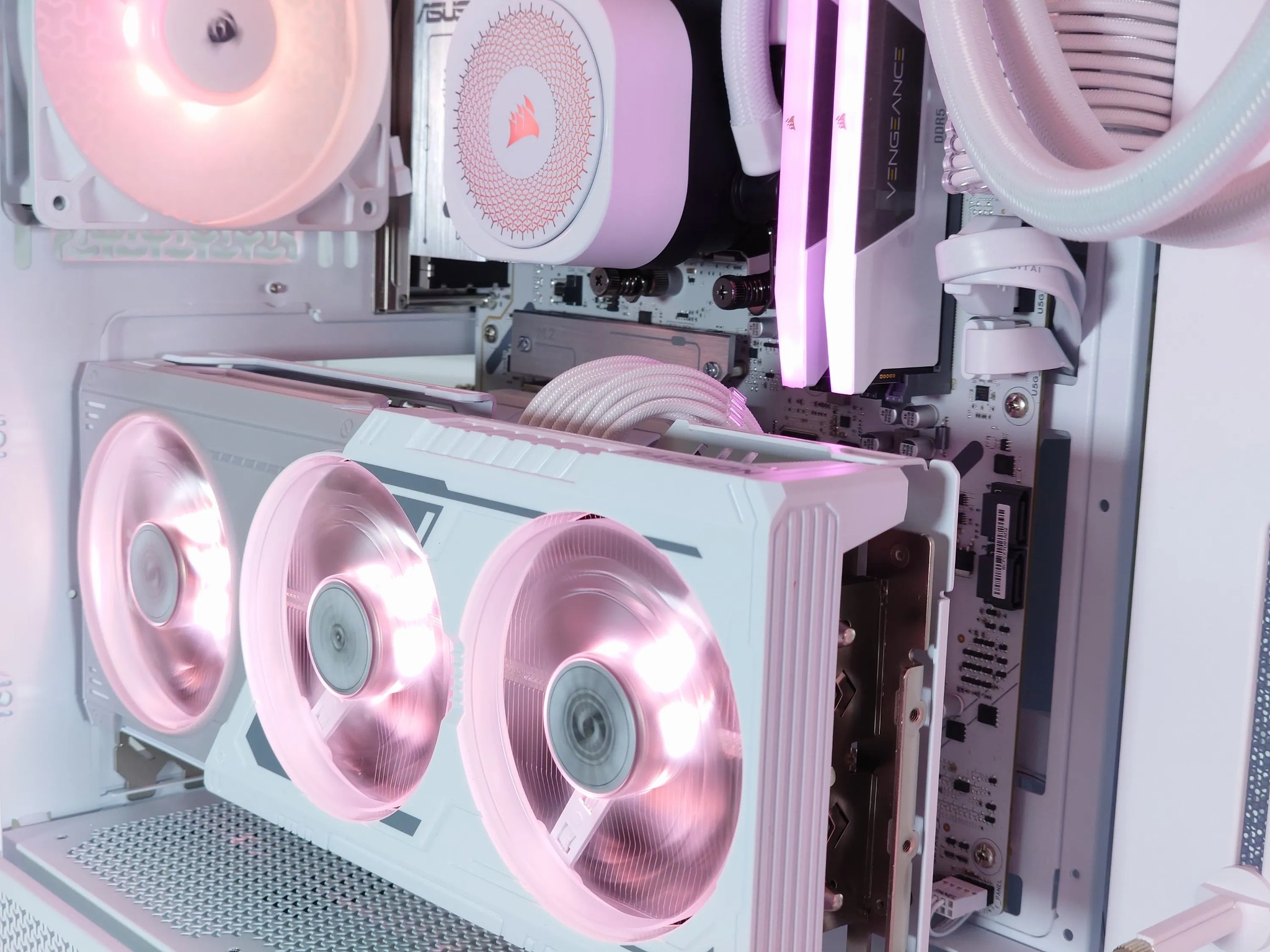 🤍🐻‍❄️All Corsair || All AMD Gaming PC!🥇AMD RX 9070 XT 16GB🥇AMD Ryzen 7 9800X3D 8 core🥇32GB DDR5