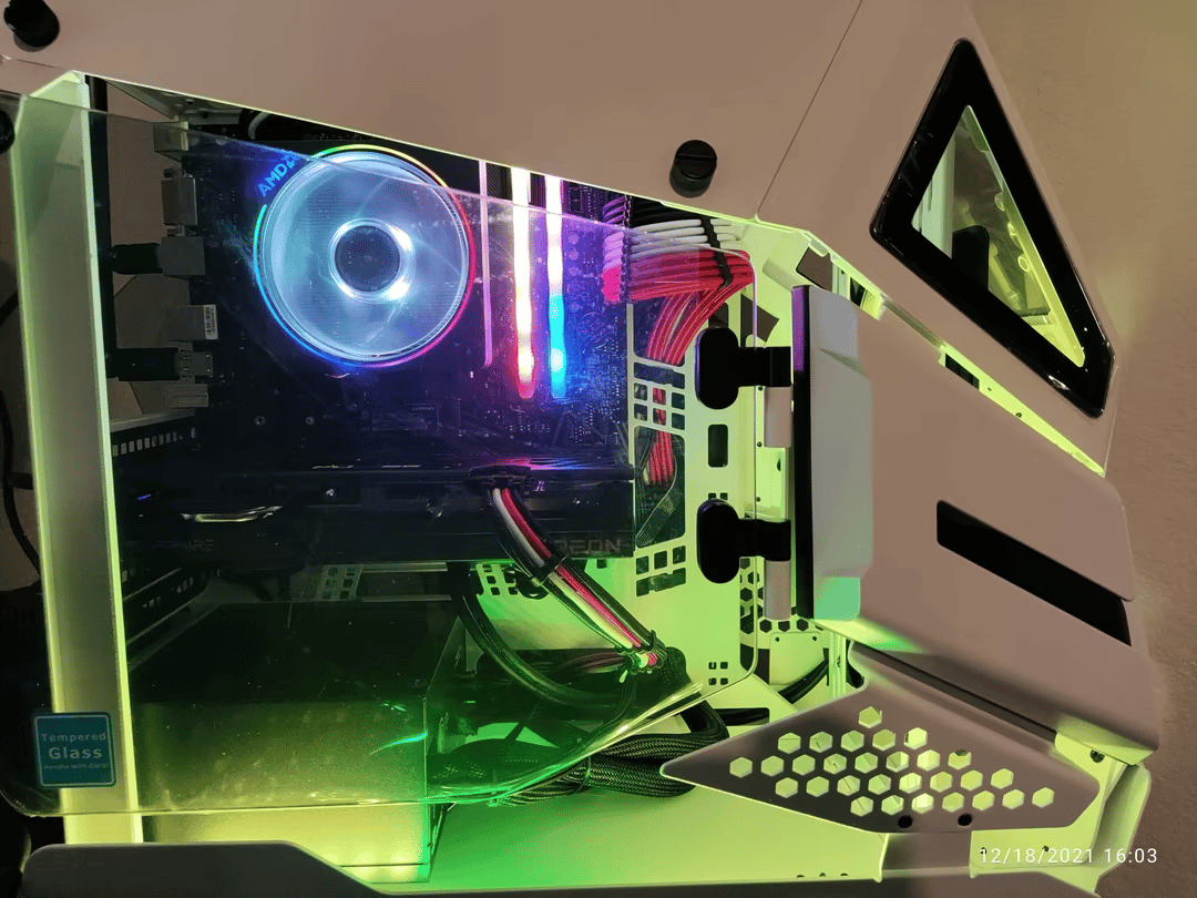 Helicopter, Helicopter! Custom Ryzen 5 3600/6600XT Build