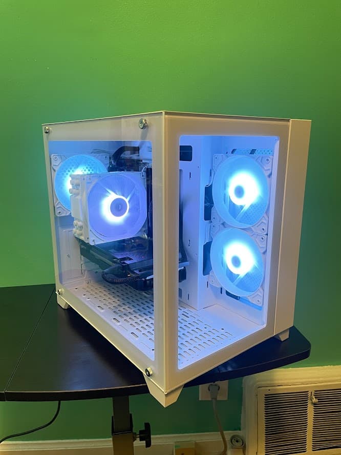 GLASSY White Gaming PC| Intel i5 / Amd RX580 / 8GB / 500GB SSD Win 10 Pro WiFi