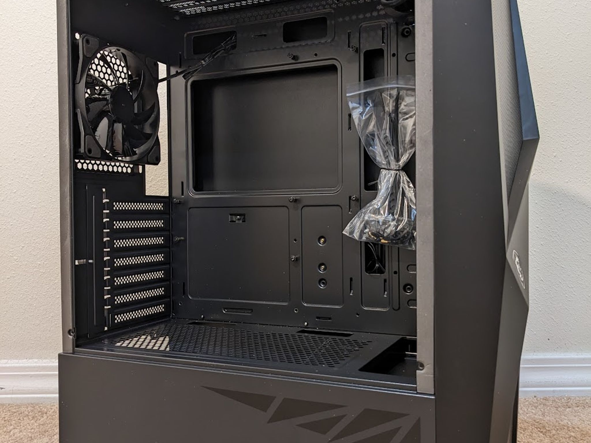 Open Box MSI MAG Forge 100R Mid Tower Gaming Case with ARGB fans