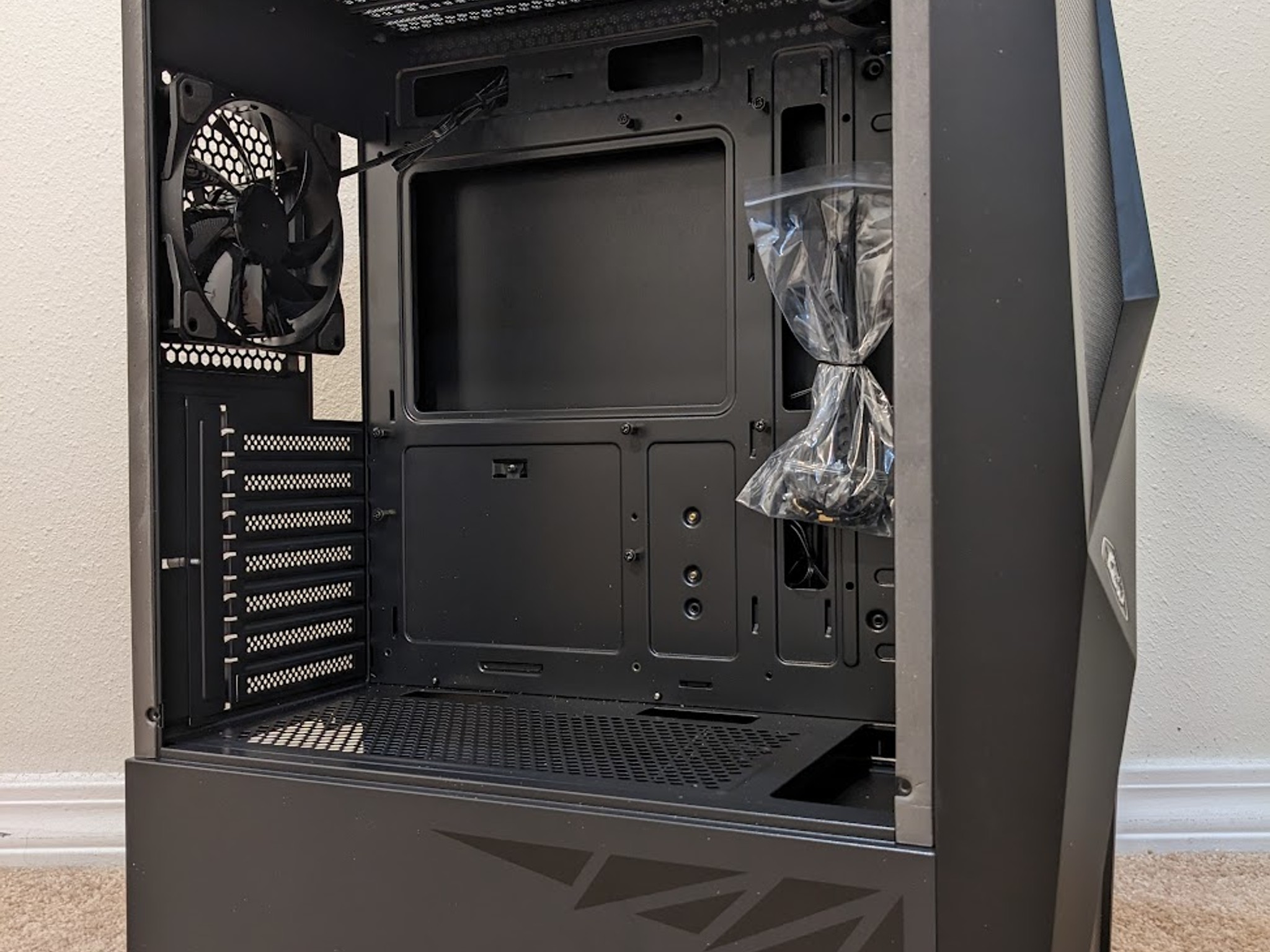 Open Box MSI MAG Forge 100R Mid Tower Gaming Case with ARGB fans