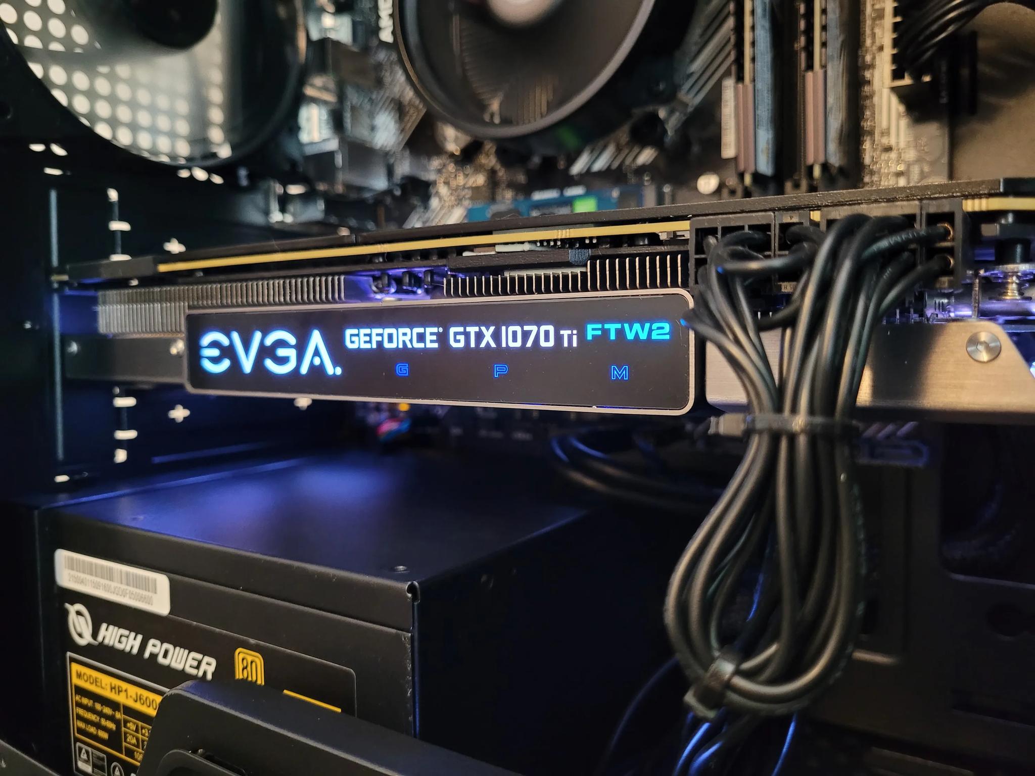 Low-Key // Ryzen 5 1600AF // GTX 1070-ti // 32GB DDR4 // 1TB SSD