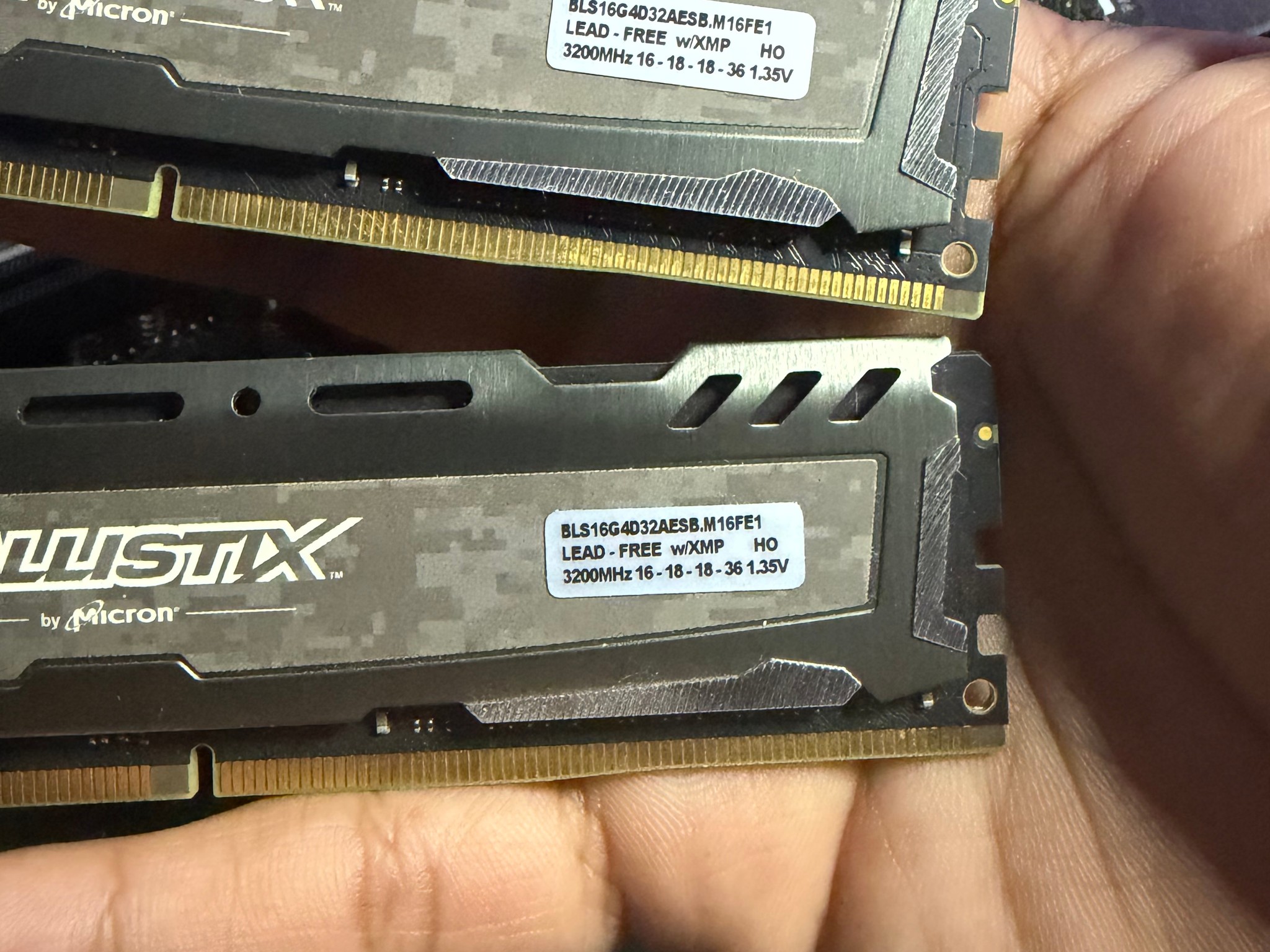 Ryzen 7 5800x, 32gb ddr4 3200mts cl16, asrock b550m steel legend
