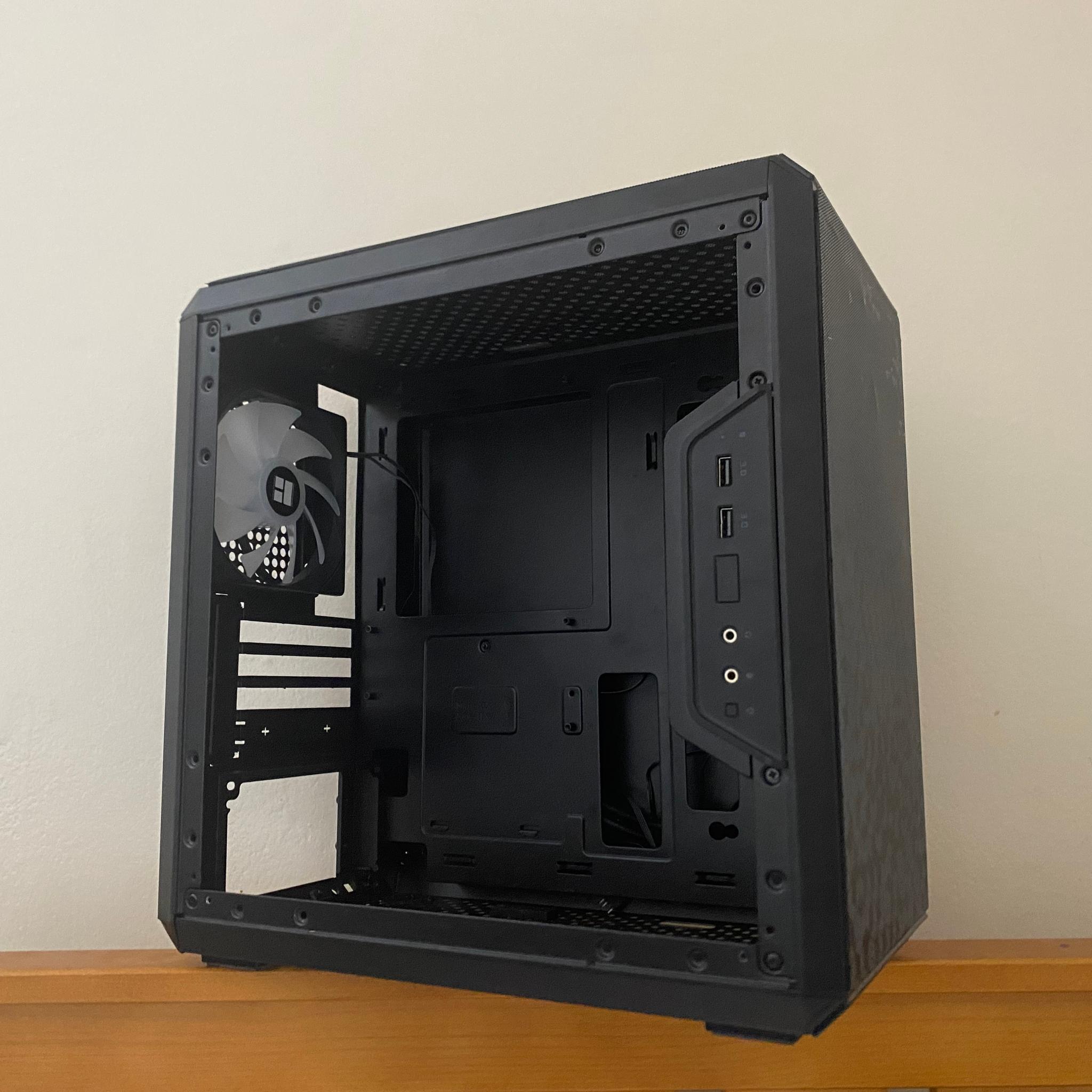 Cooler Master MasterBox Q300L (Black - Acrylic)
