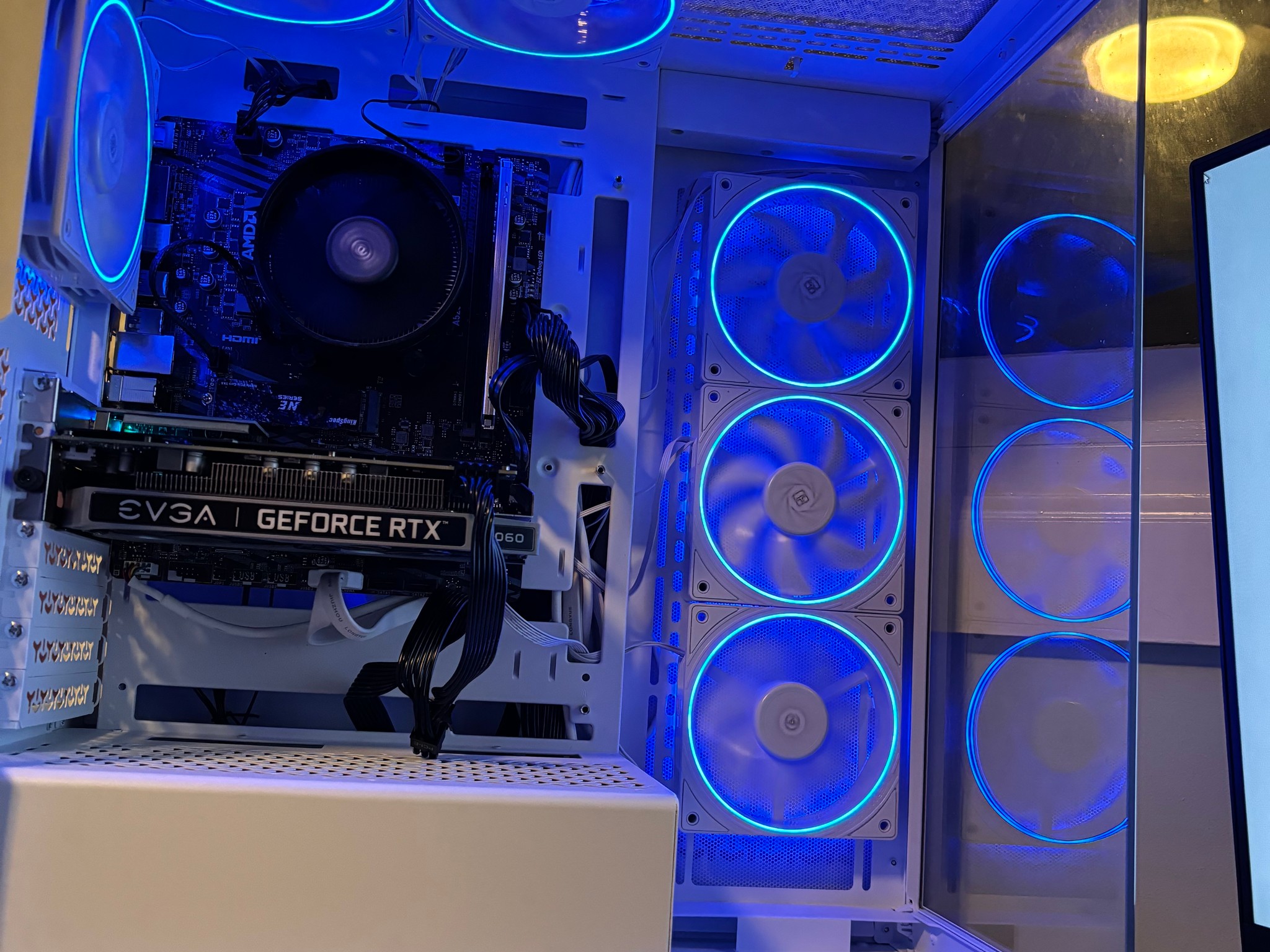 Budget Baller PC Ryzen 5 4500 • RTX 2060 • 16 GB RAM • Windows 11 • Corsair 3500X White