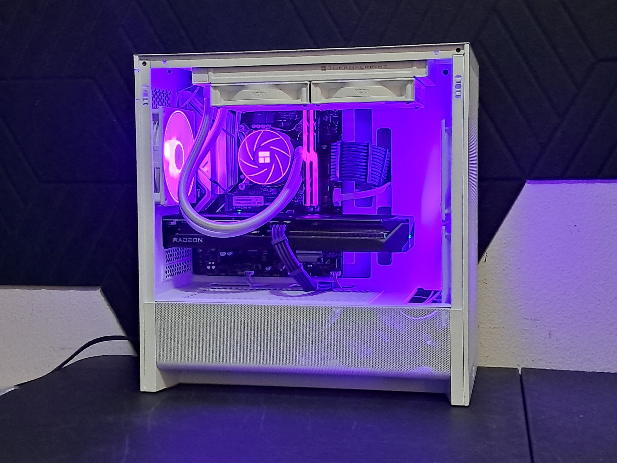 Custom 1440p Gamer! RX 9060 XT 16GB | Intel i5 12th Gen | 16GB G.Skill RGB DDR4 | 1TB SSD | WiFi!