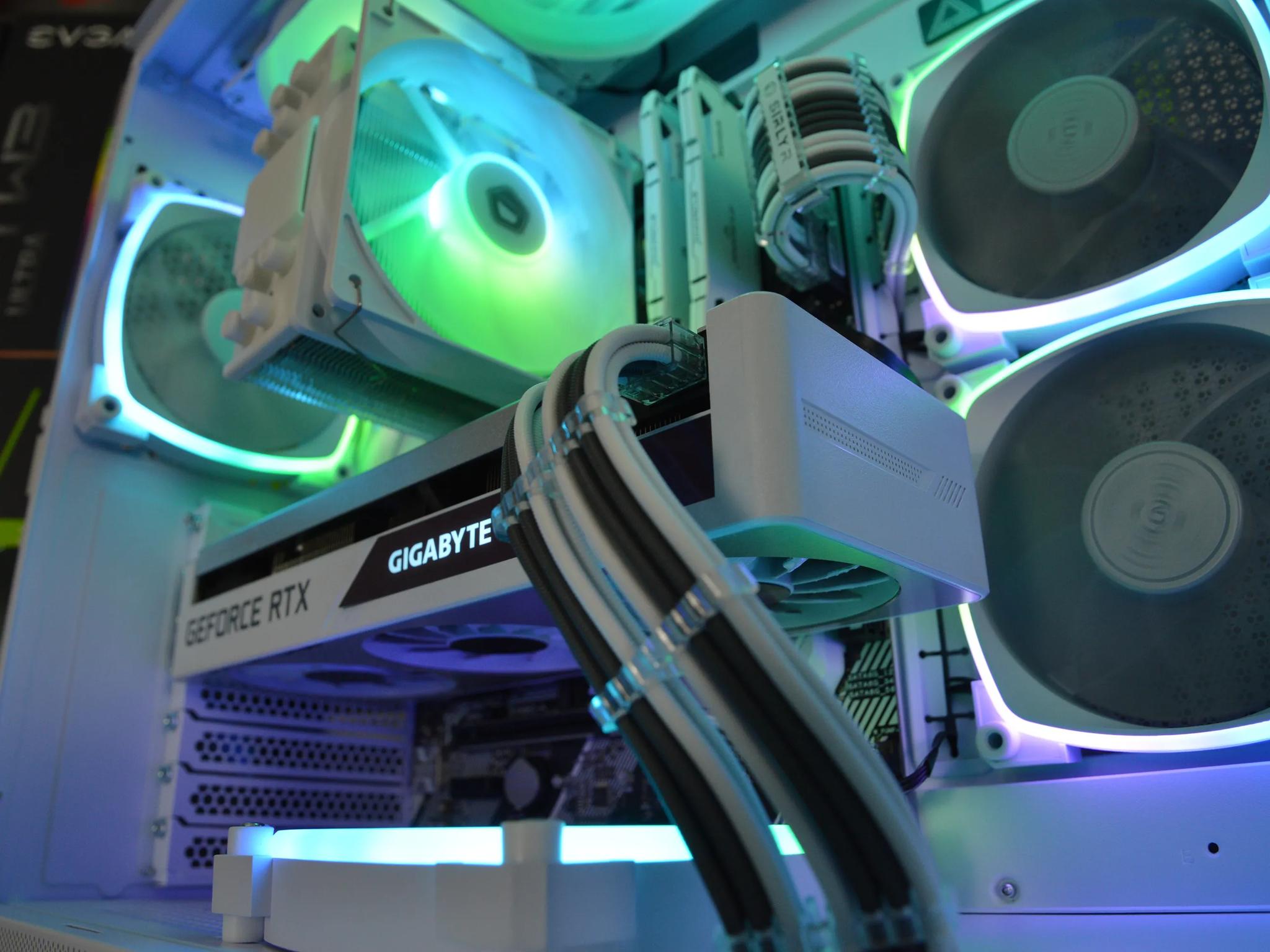 ⛈️⚡| RTX 3070 8GB| INTEL i5-10400 | 32 GB DDR4 RAM | 1TB NVME SSD | Electric Vengeance |