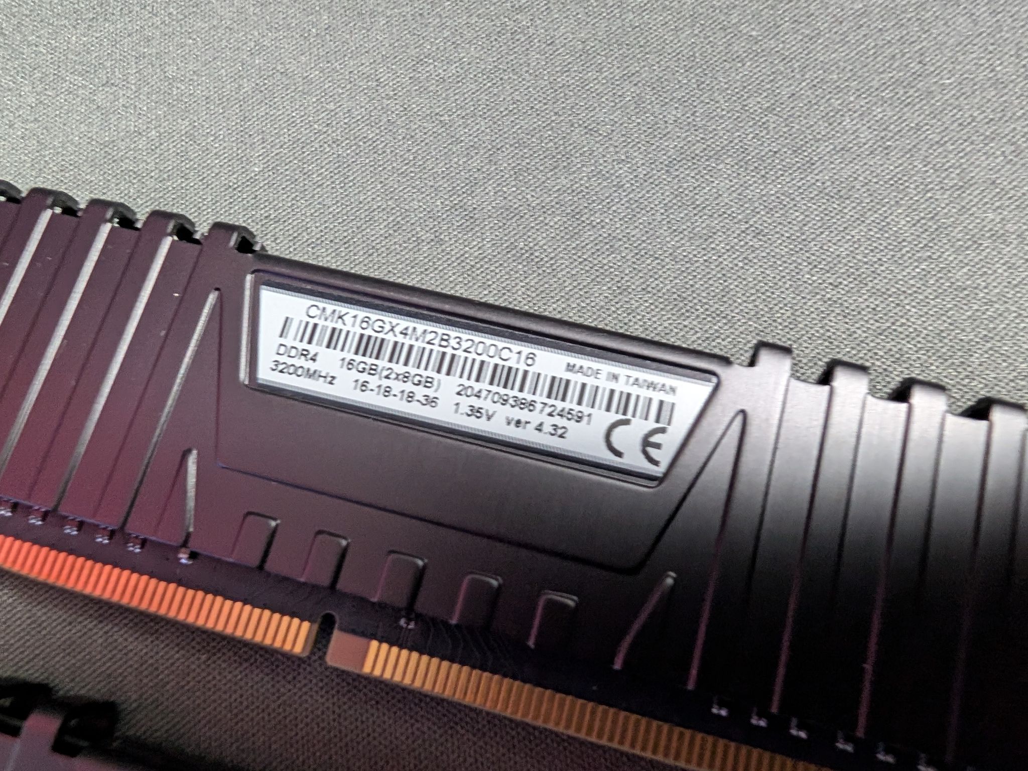 Corsair Vengeance LPX 16GB (2x8GB) DDR4 3200 CL16 RAM