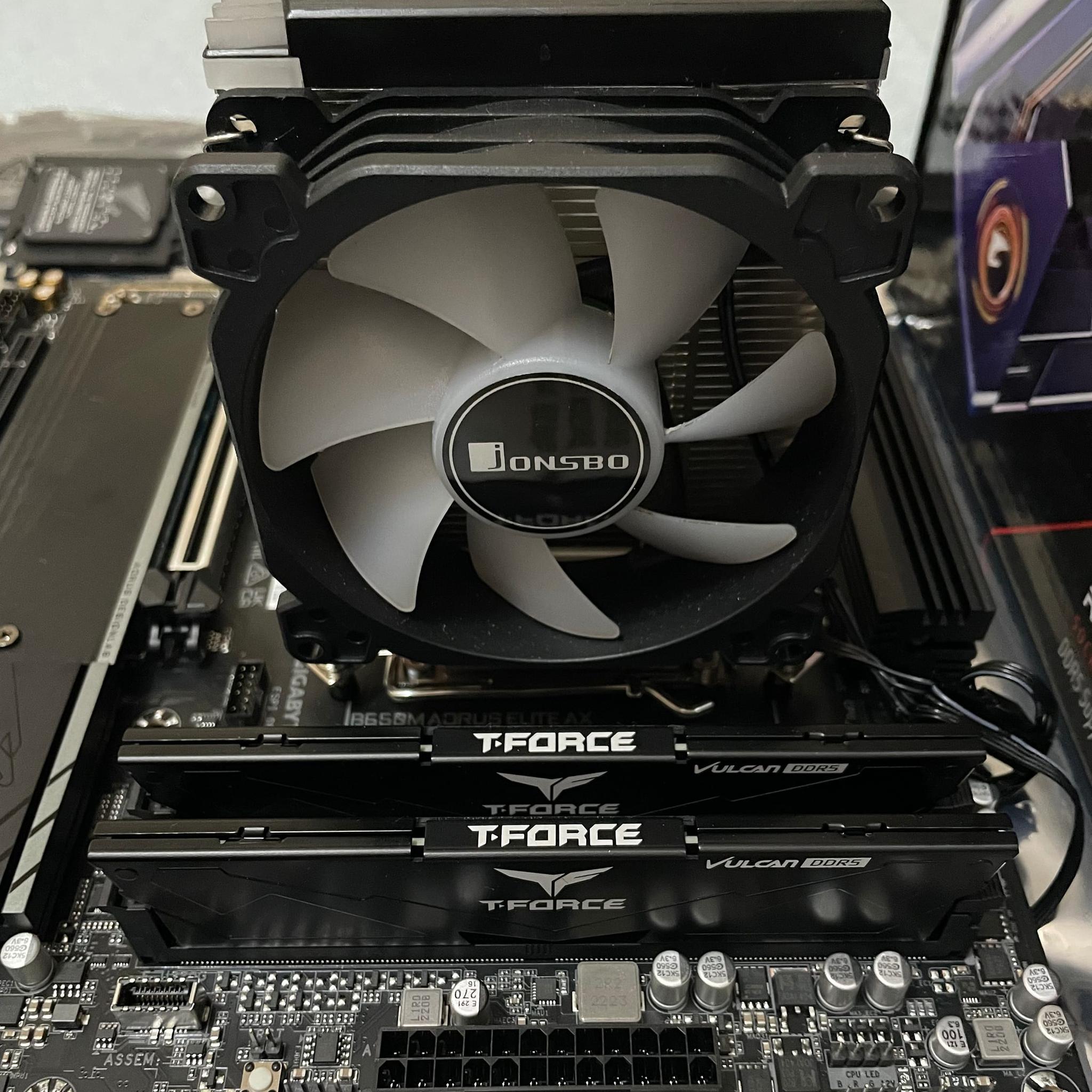 [AM5 AORUS Bundle] Gigabyte B650M AORUS Elite AX / AORUS 1TB SSD / 32GB DDR5 RAM