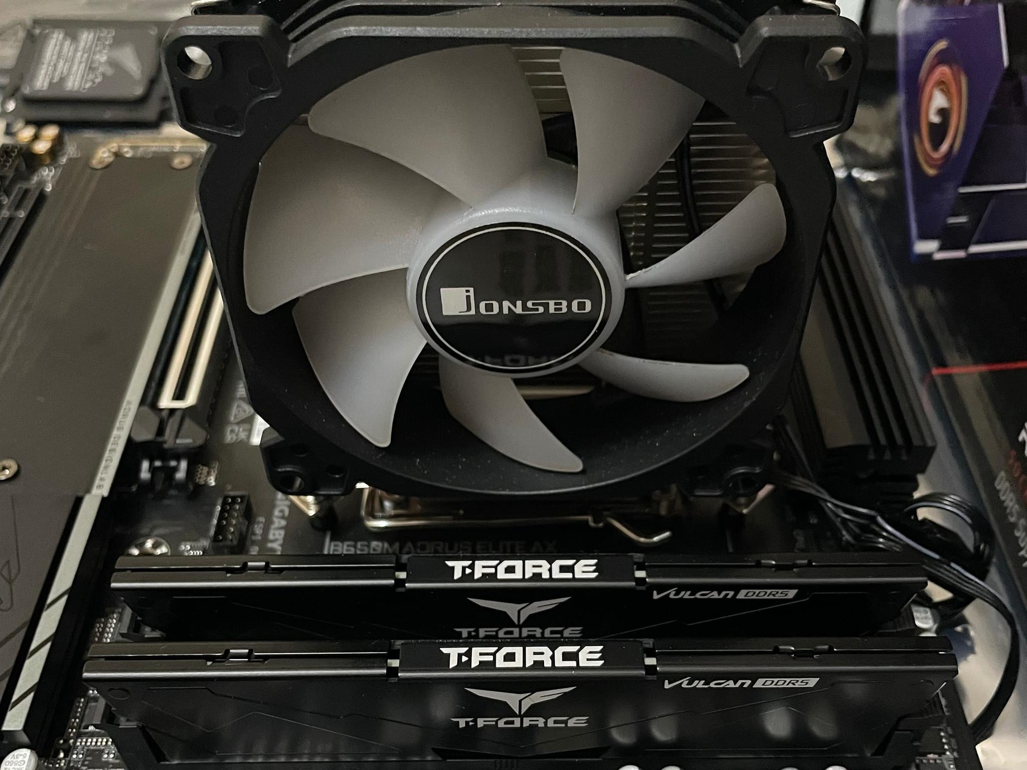 [AM5 AORUS Bundle] Gigabyte B650M AORUS Elite AX / AORUS 1TB SSD / 32GB DDR5 RAM