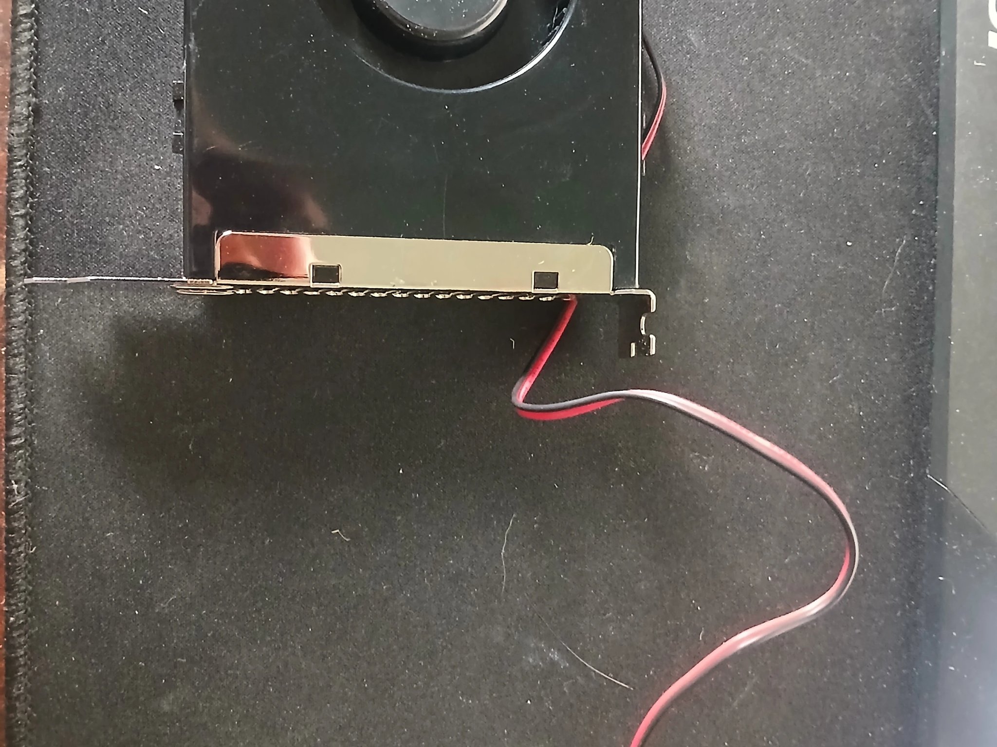 Expansion Slot Rear Exhaust Cooling Fan with LP4 Connector