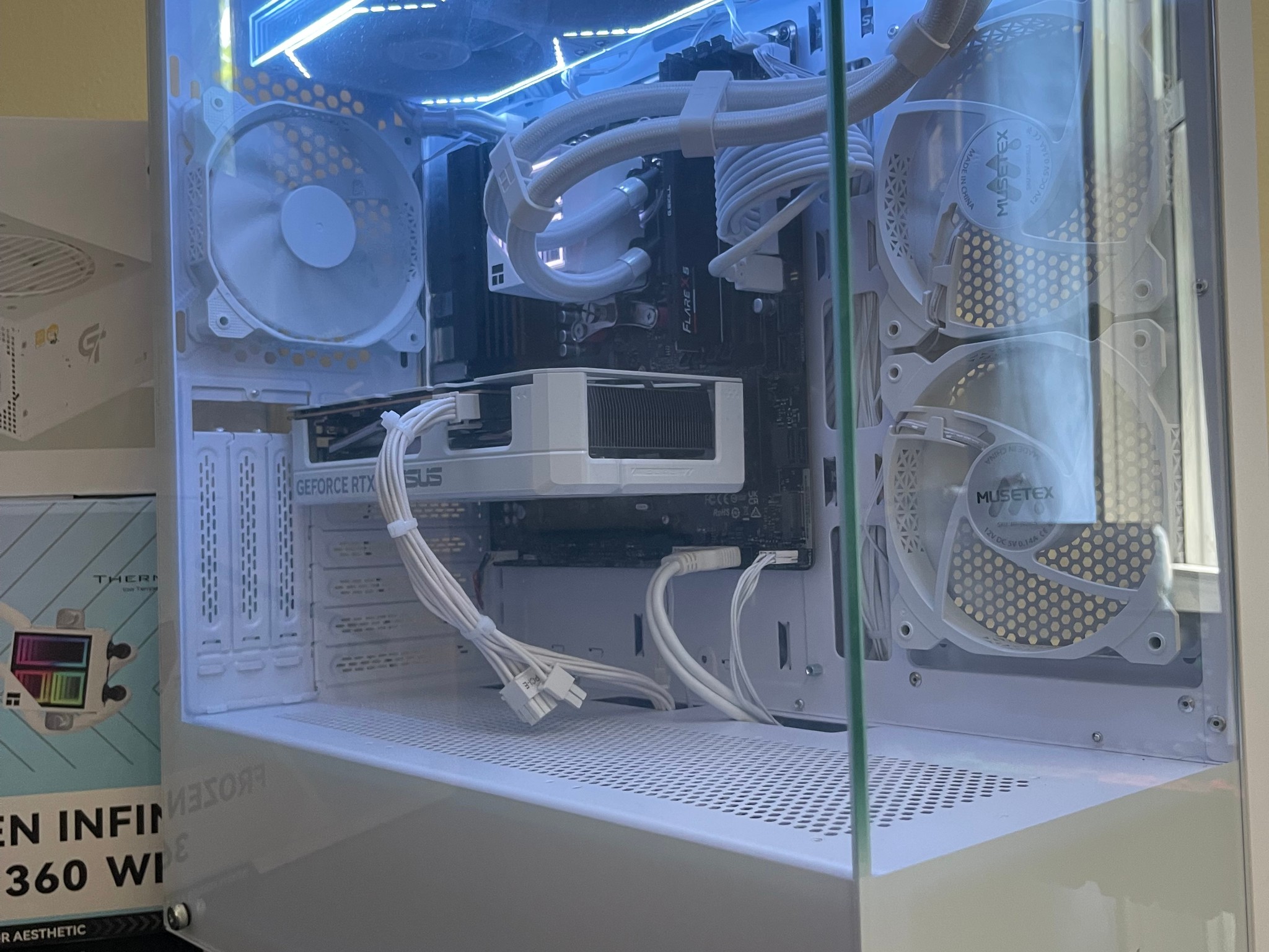 ☃️❄️AM5 Gaming PC / RTX 5060/ Ryzen 7 7700x/ 16Gb DDR5/ 1Tb NVMe/ liquid Cooled