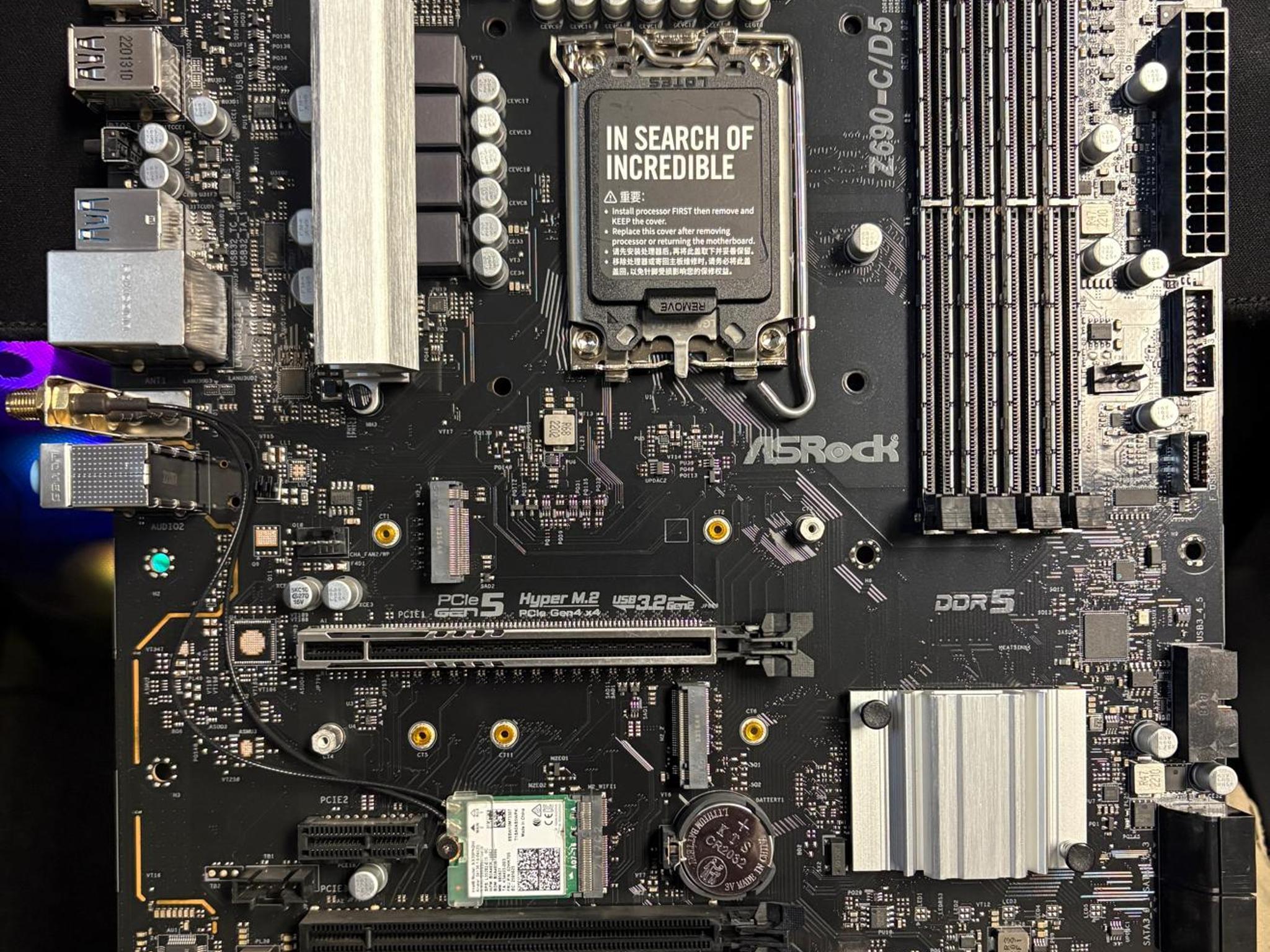 USED & FUNCTION GOOD - ASRock Z690-C/D5
