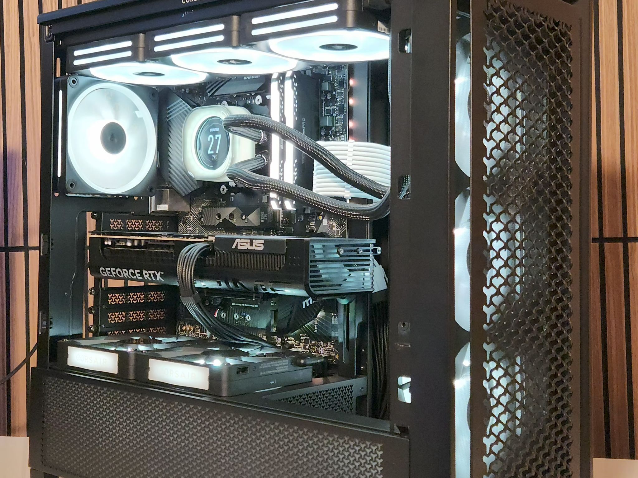 🔥 Ryzen 7 5800X3D + RTX 5070 | 32GB | 360mm AIO | 1000W PSU | High FPS King