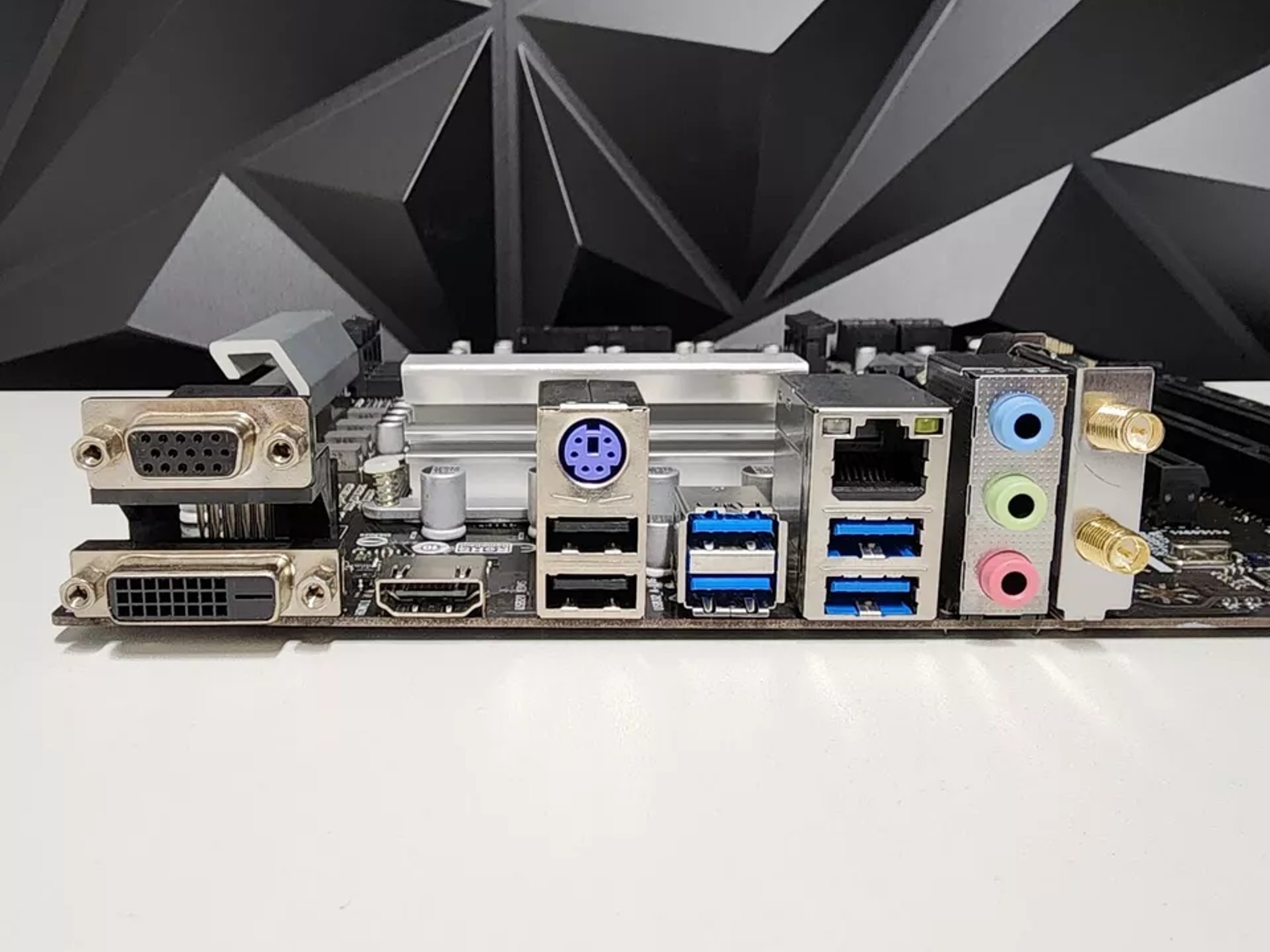 UPDATED BIOS BIOSTAR B660MXC PRO WIFI DDR4 LGA1700 MATX Motherboard