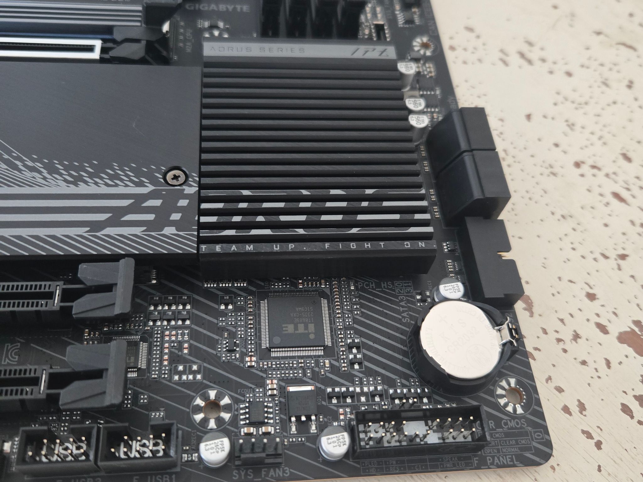 Gigabyte B650 Aorus Elite AX