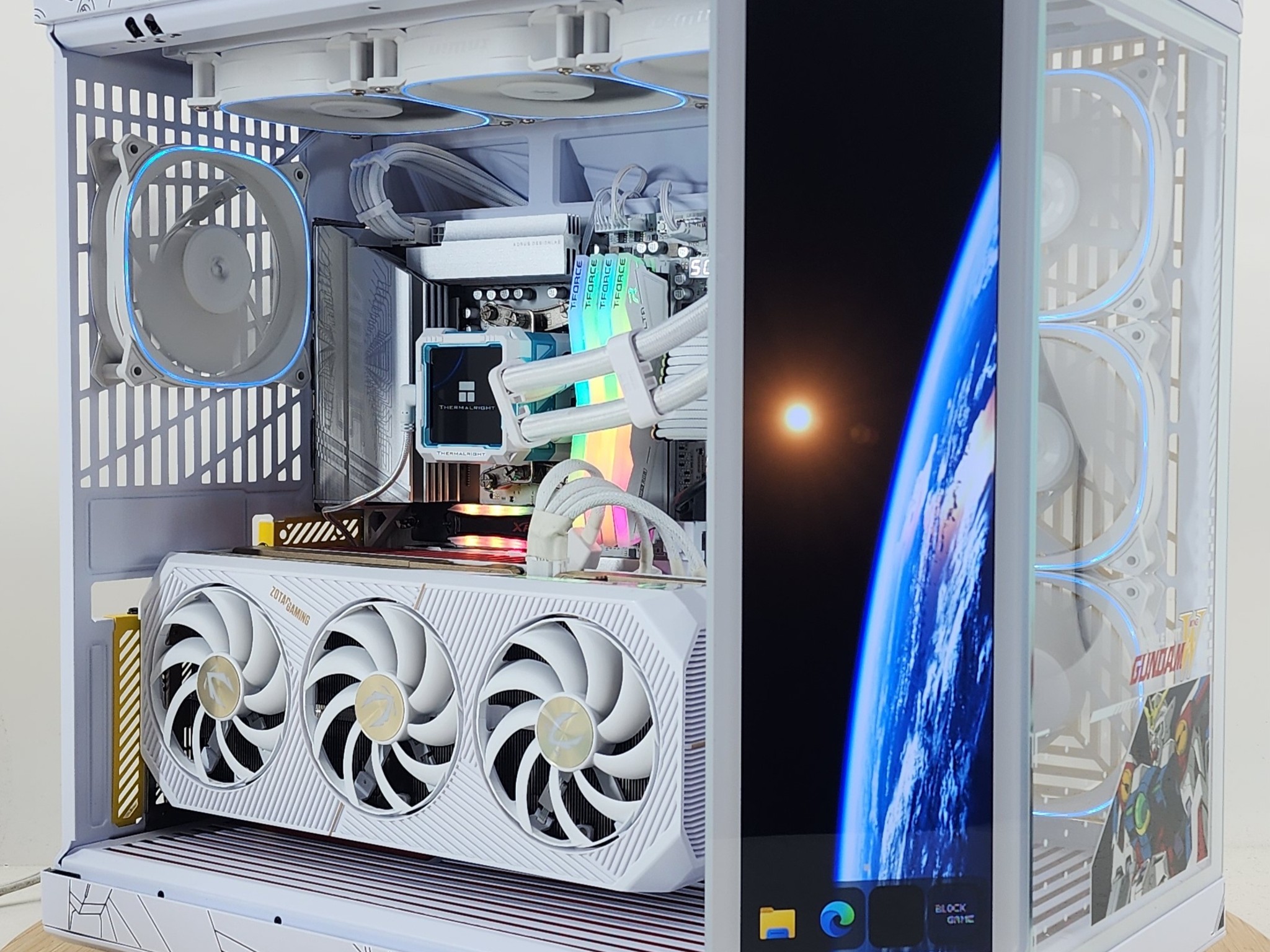 Gaming PC Ryzen 9 9950X3D 32GB RAM 4TB SSD RTX 5080 16GB Windows 11 Computer