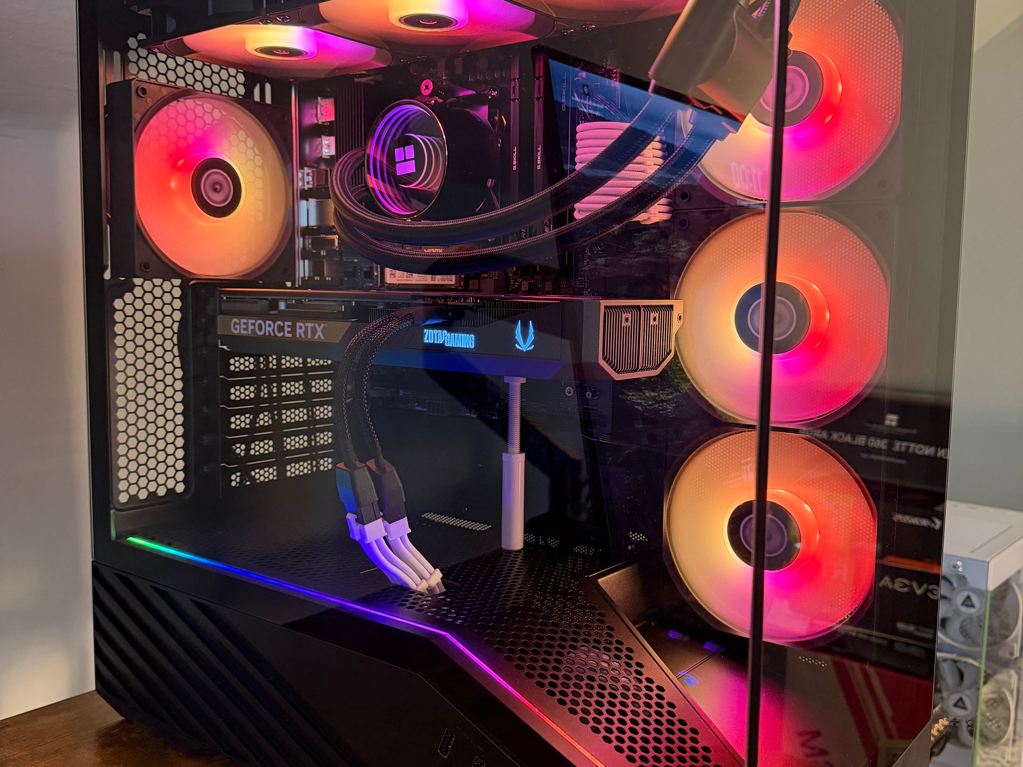 5070 Ti | 7500x3D | 32 DDR5 | 4K Gaming Pc