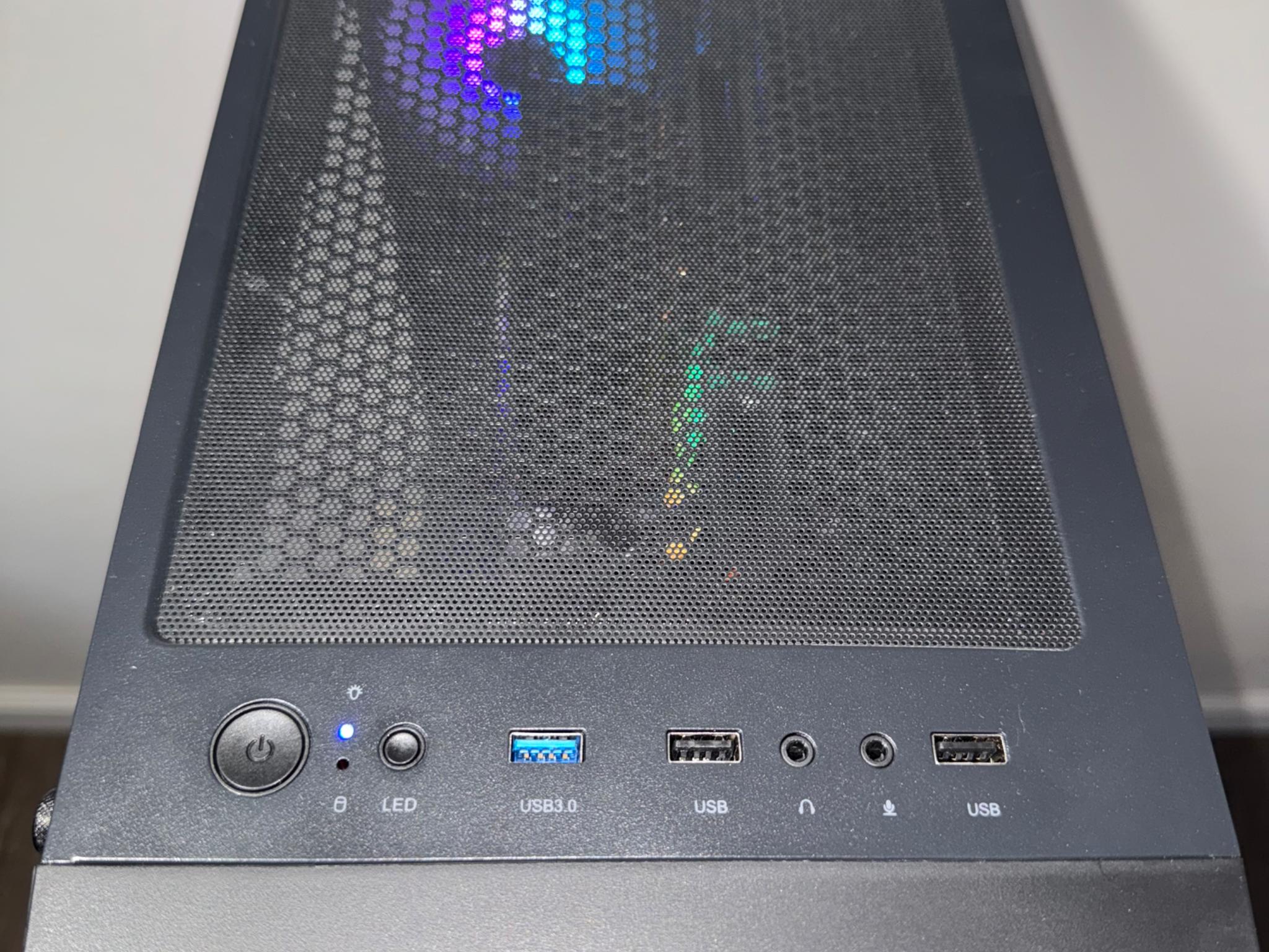 Ryzen 7 | RTX 2080 Super | 32GB Ram |256GB SSD+1TB HDD