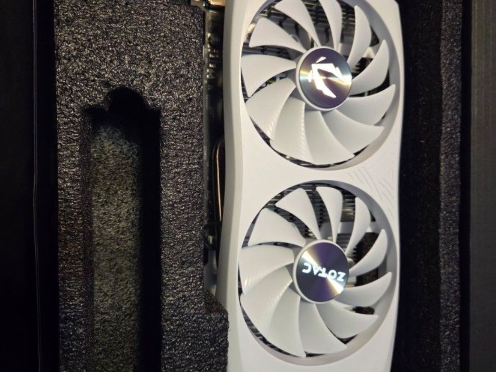 Zotac RTX 4060 8GB Twin Edge OC White