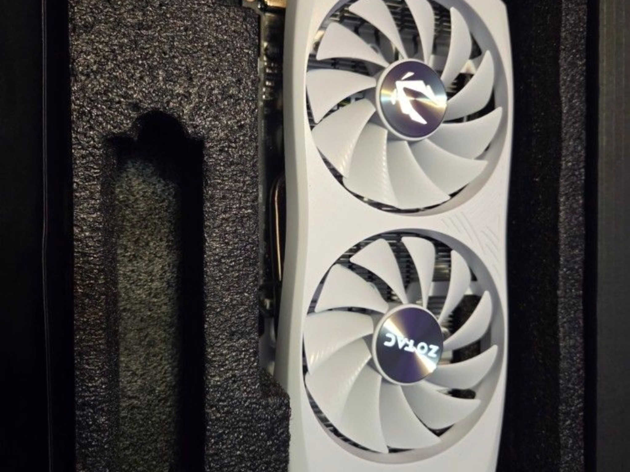 Zotac RTX 4060 8GB Twin Edge OC White