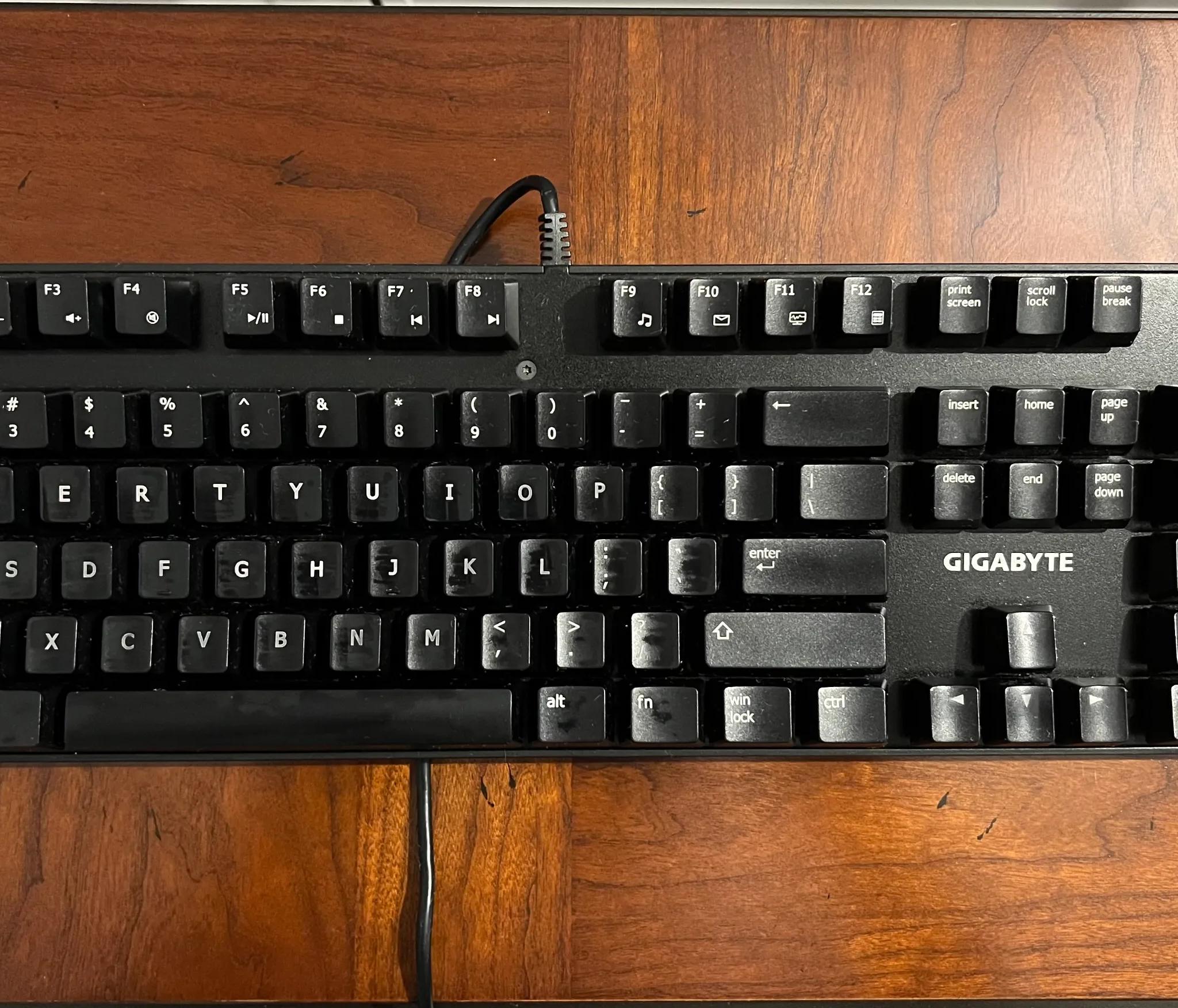 Used Gigabyte Mechanical Gaming Keyboard | Cherry Red
