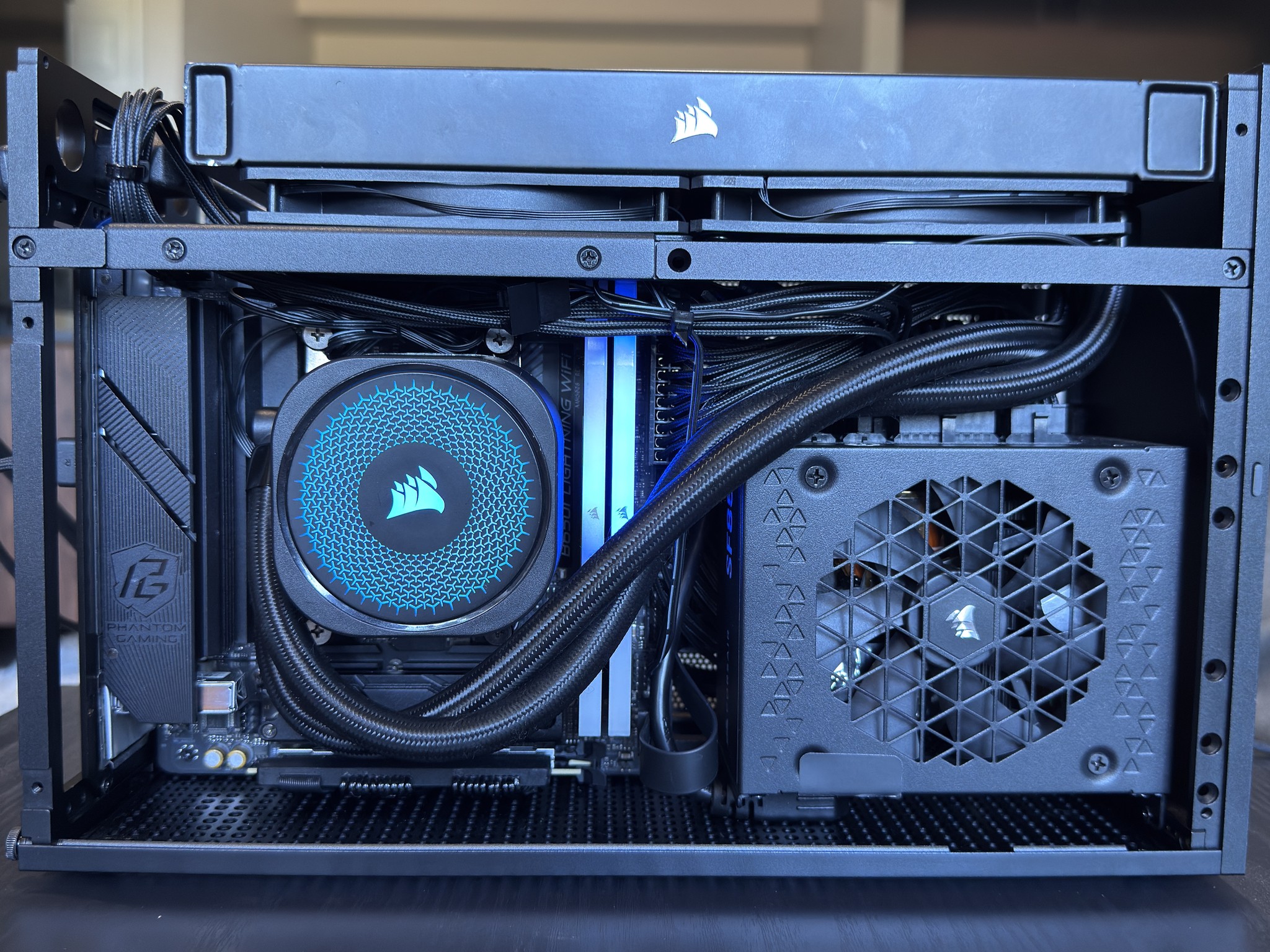 formD T1 - 7800X3D - 5070 FE
