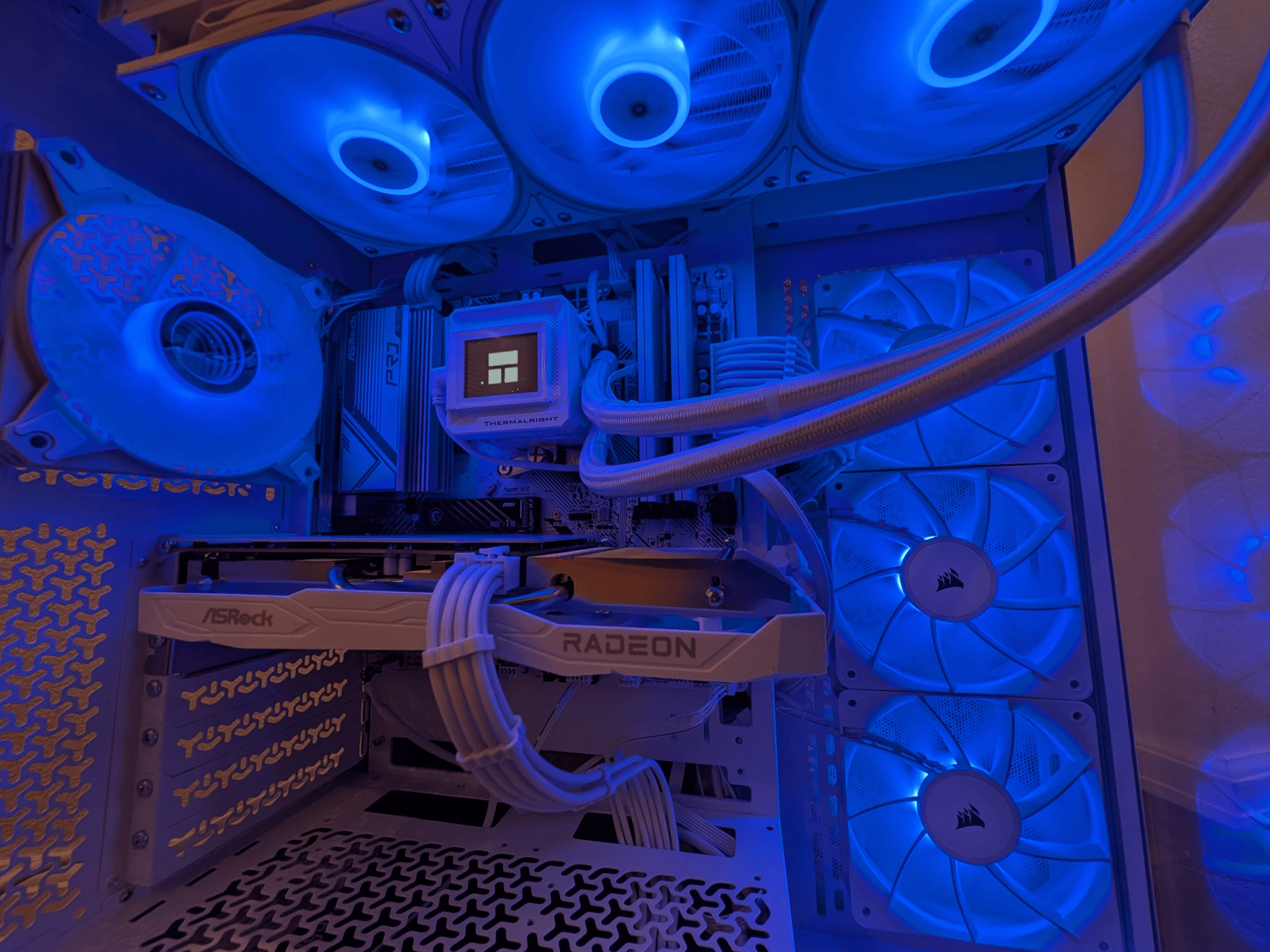 🫰Bargain White Build!🫰| 3900XT | RX 6600 | 16GB DDR4 | 1TB NVME SSD