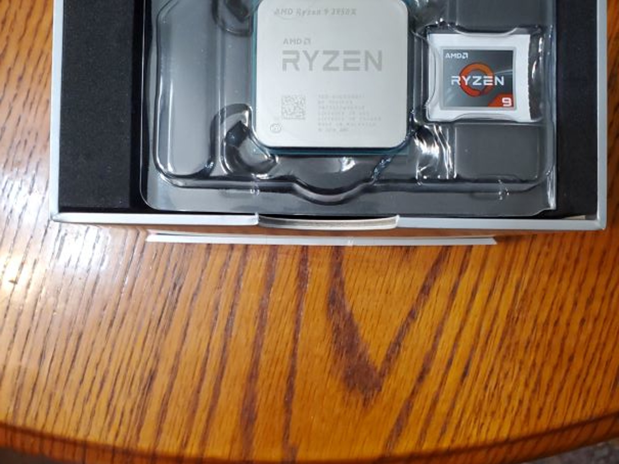 AMD Ryzen 9 3950X -3rd Gen 16-Core 3.5 GHz Socket AM4 105W Desktop Processor - 100-100000051WOF
