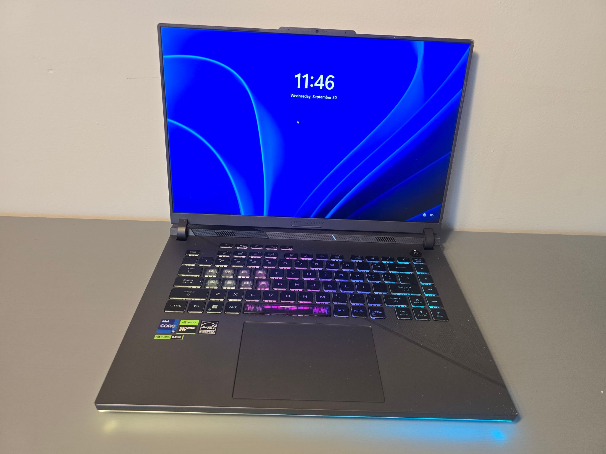 ASUS ROG Strix G16 i9-14900HX RTX 4070 32GB RAM 1TB SSD QHD+ 240Hz Win 11 Pro -Excellent