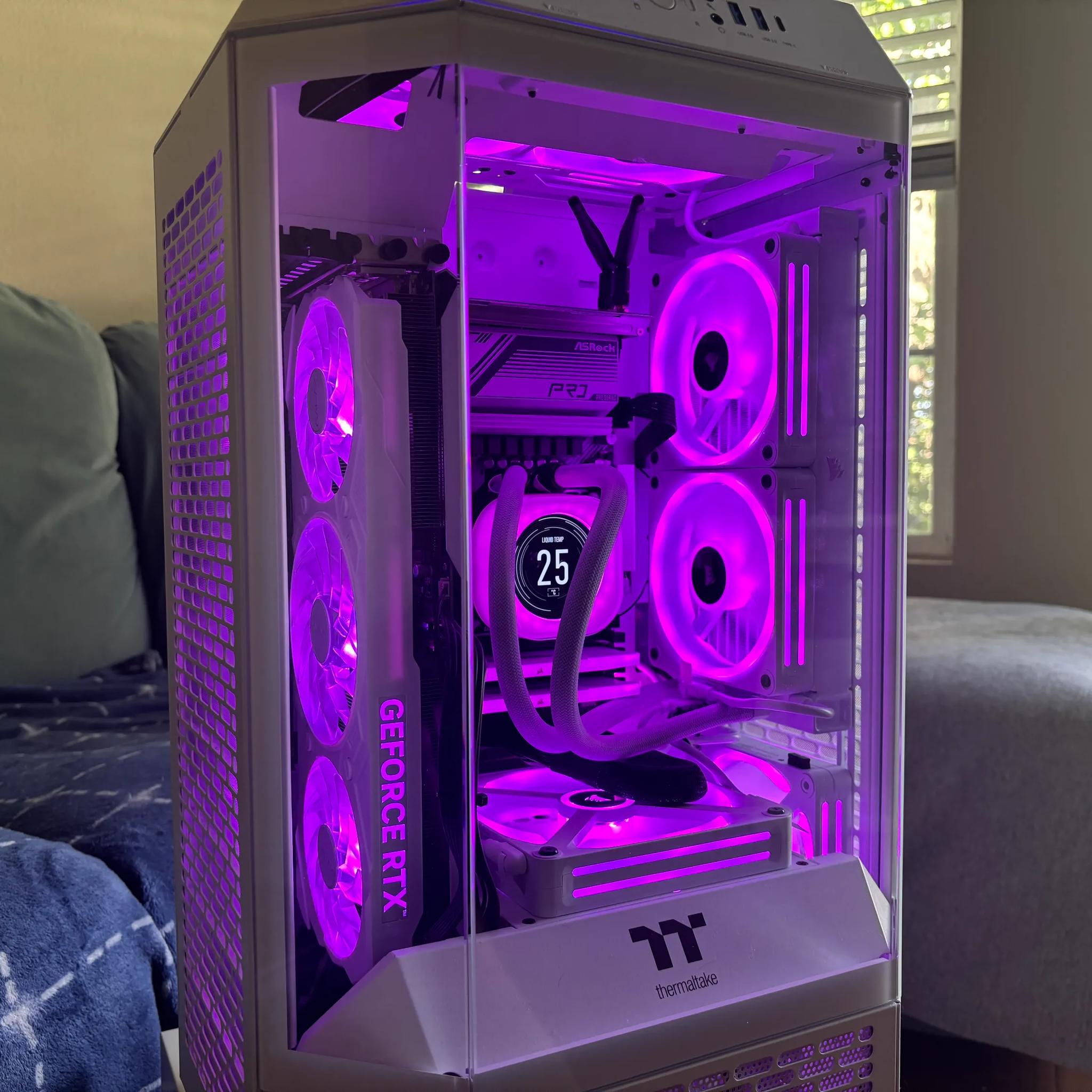 RTX 4070 Super, Ryzen 7 7800X3D, White Tower Glass RGB Gaming PC
