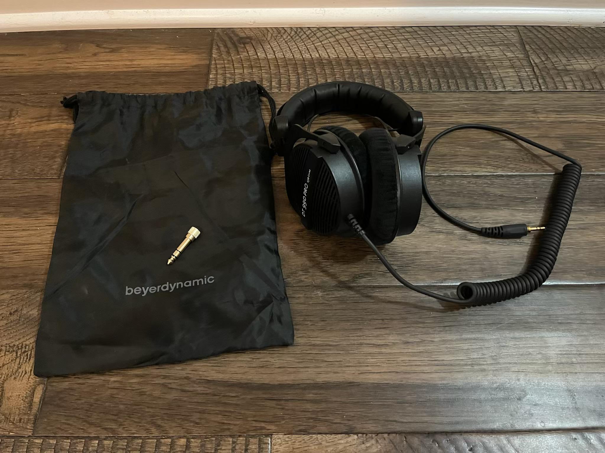Beyerdynamic DT 990 Pro 250 ohms (Used)