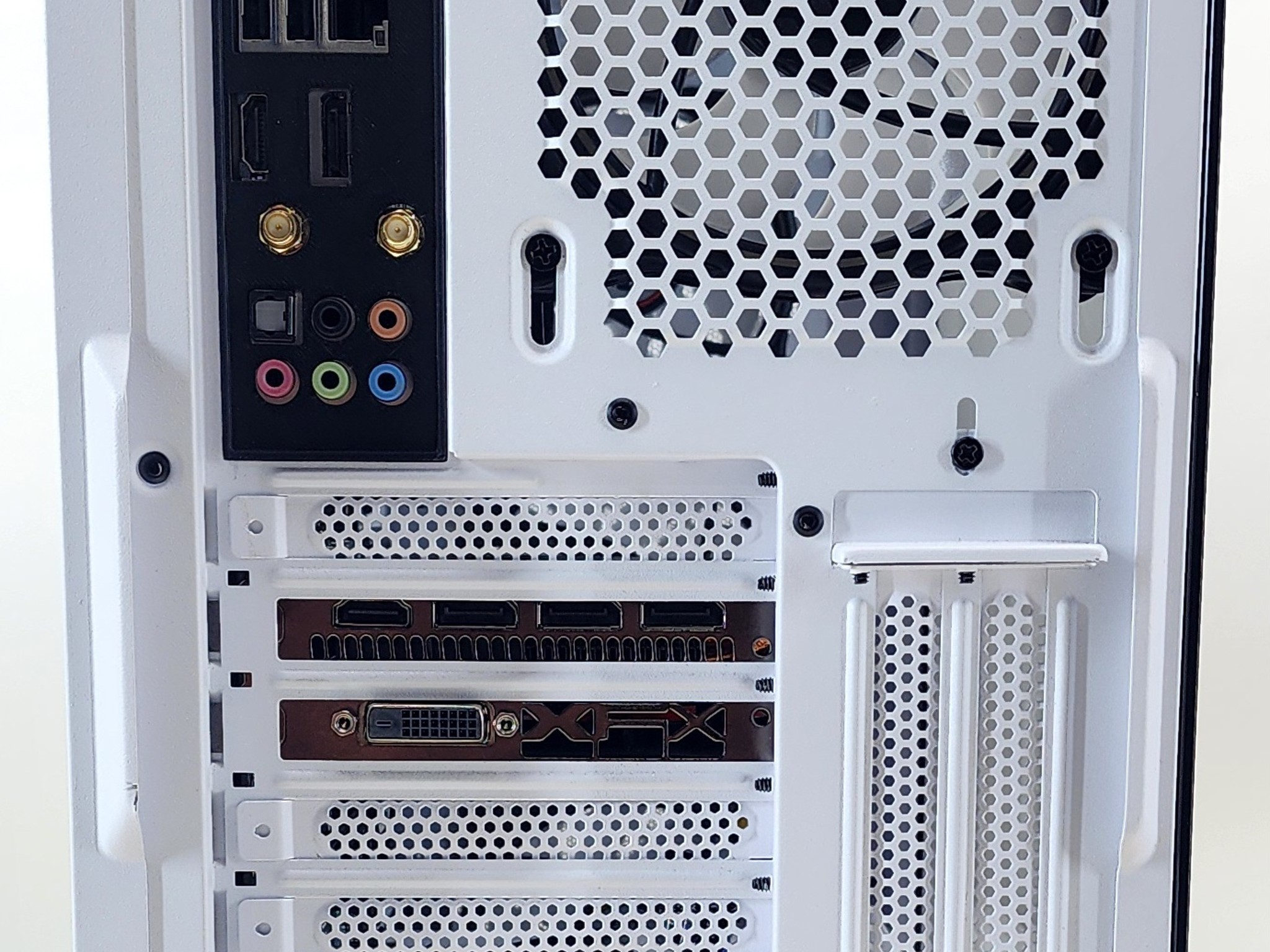 Gaming PC Ryzen 3 4100 8GB RAM 256GB SSD+1TB HDD RX 570 8GB Windows 11 Computer