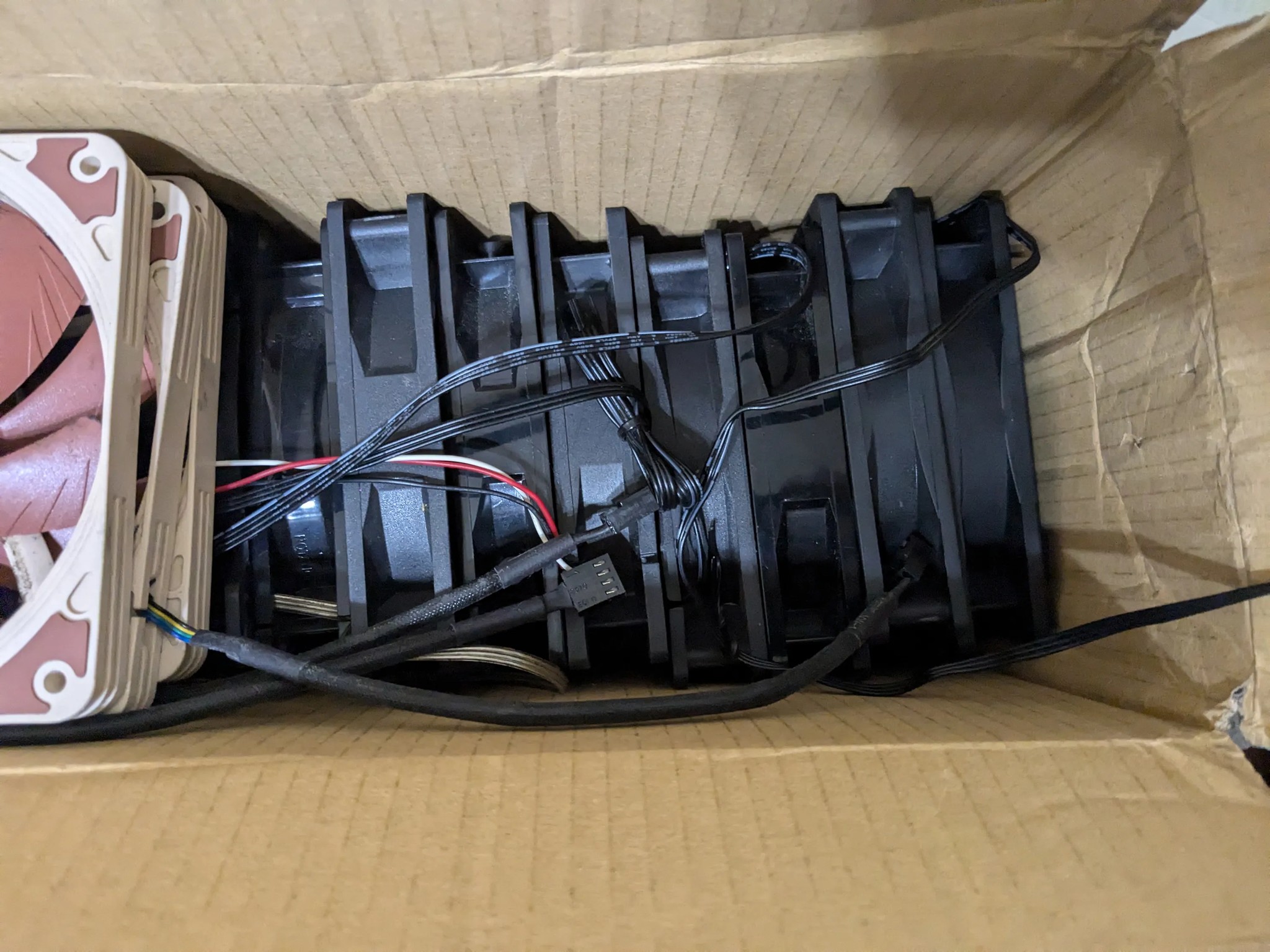 30+ 120mm PC fans (mixed brands, models, connections)